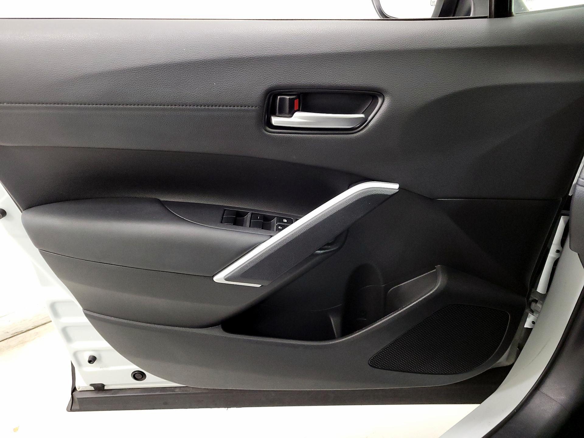 Thumbnail: 2023 Toyota Corolla Cross - 12