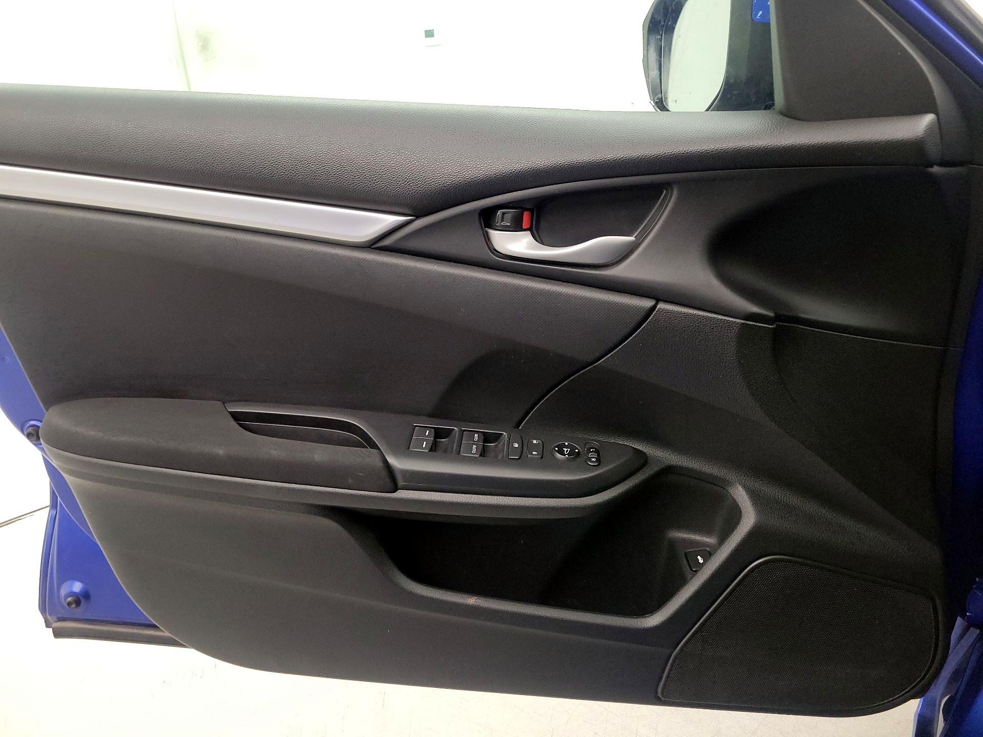 Thumbnail: 2018 Honda Civic - 12