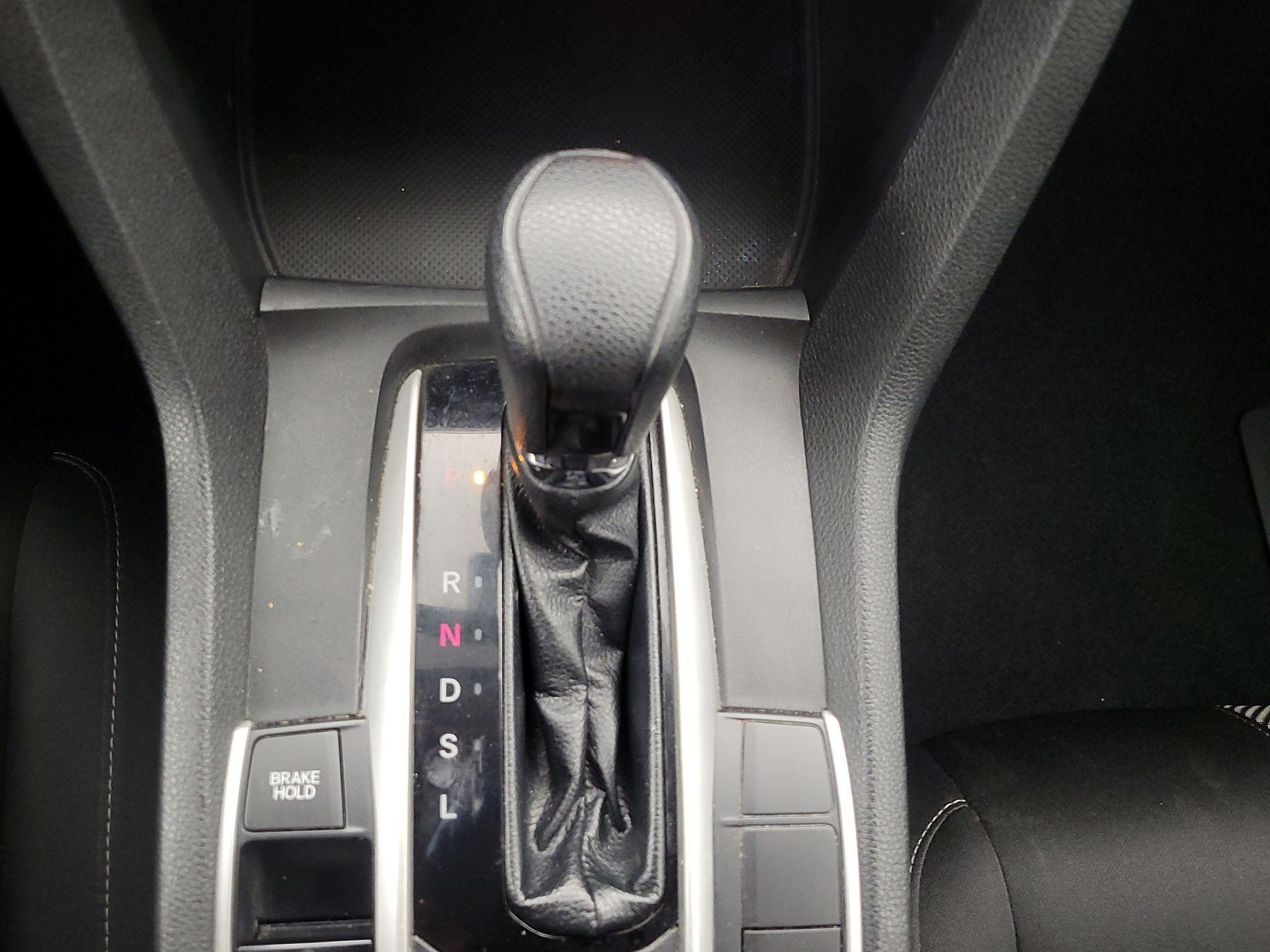 Thumbnail: 2018 Honda Civic - 17