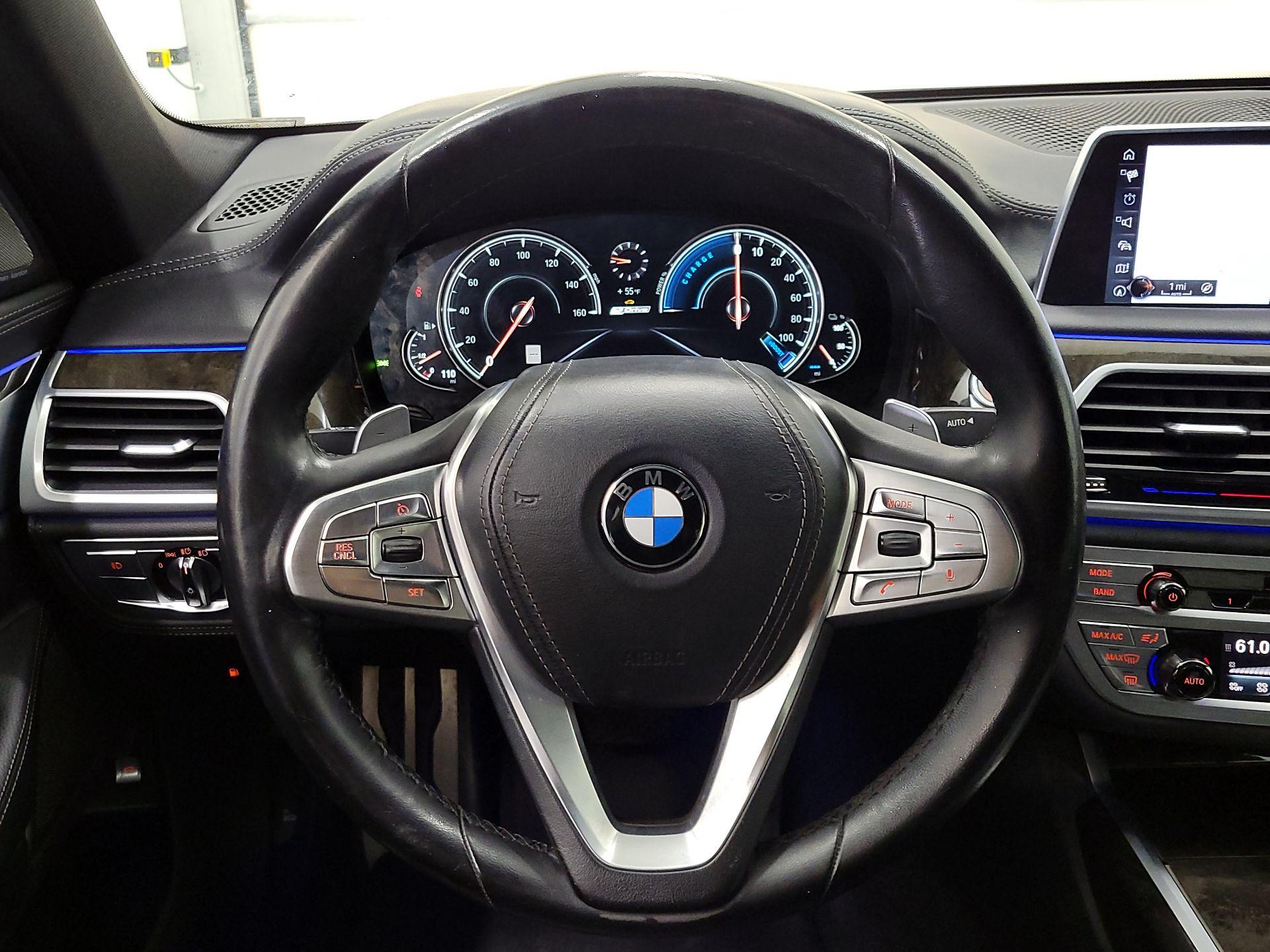 Thumbnail: 2017 BMW 7 Series - 10