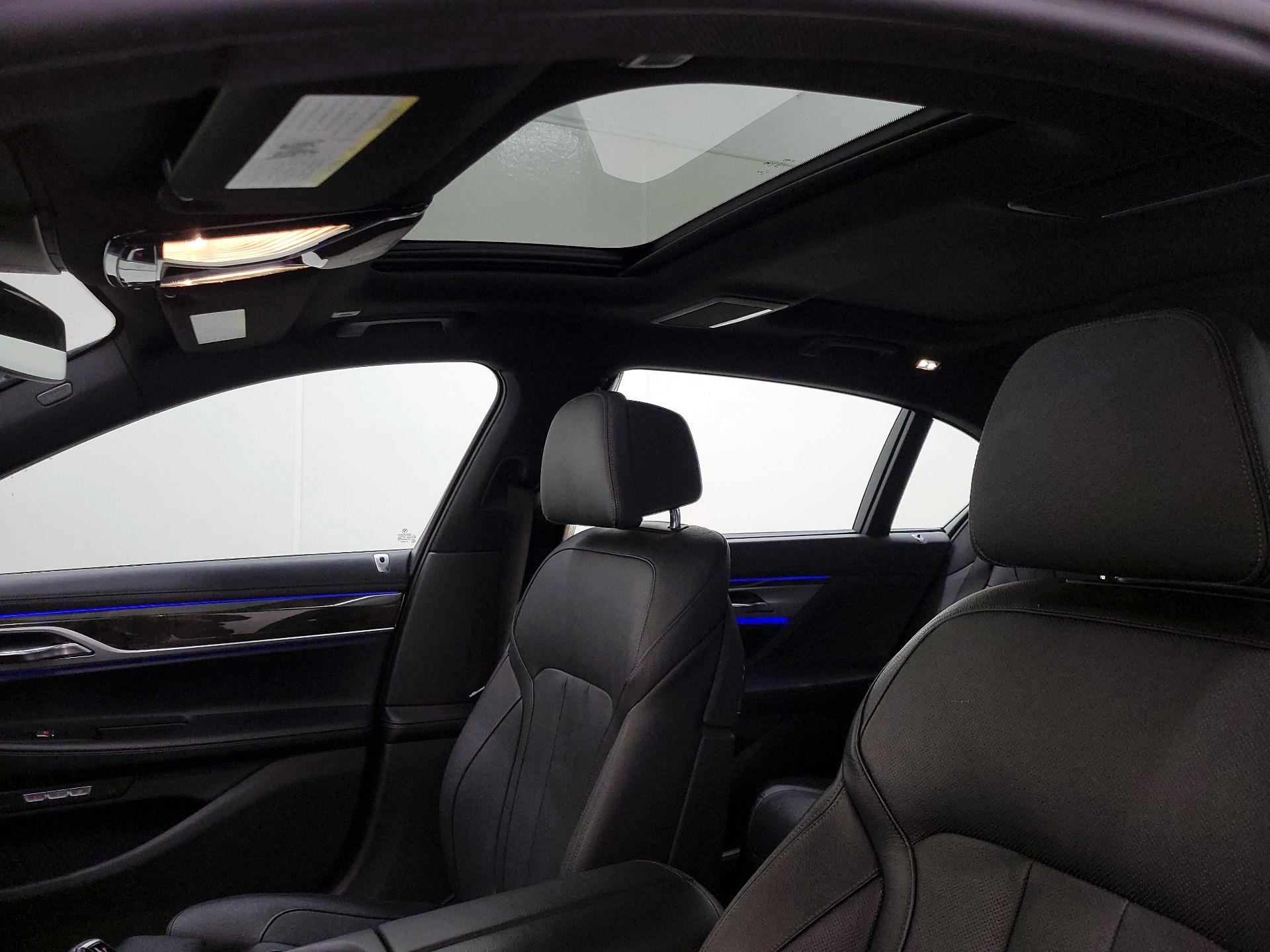 Thumbnail: 2017 BMW 7 Series - 20