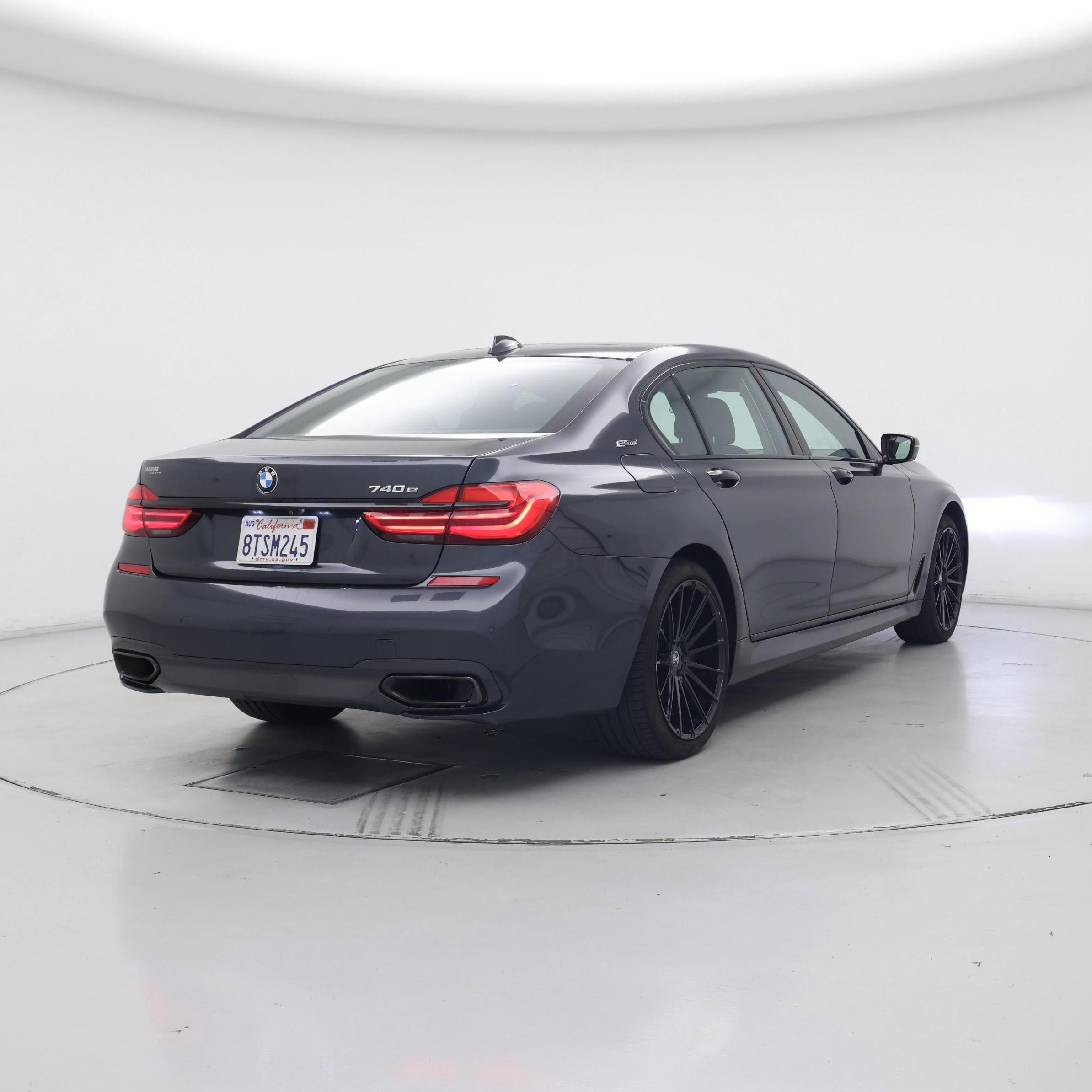 Thumbnail: 2017 BMW 7 Series - 8