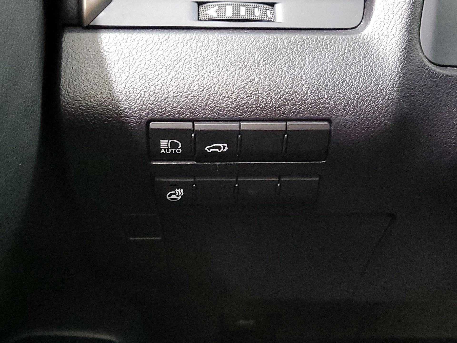 Thumbnail: 2017 Lexus RX - 13