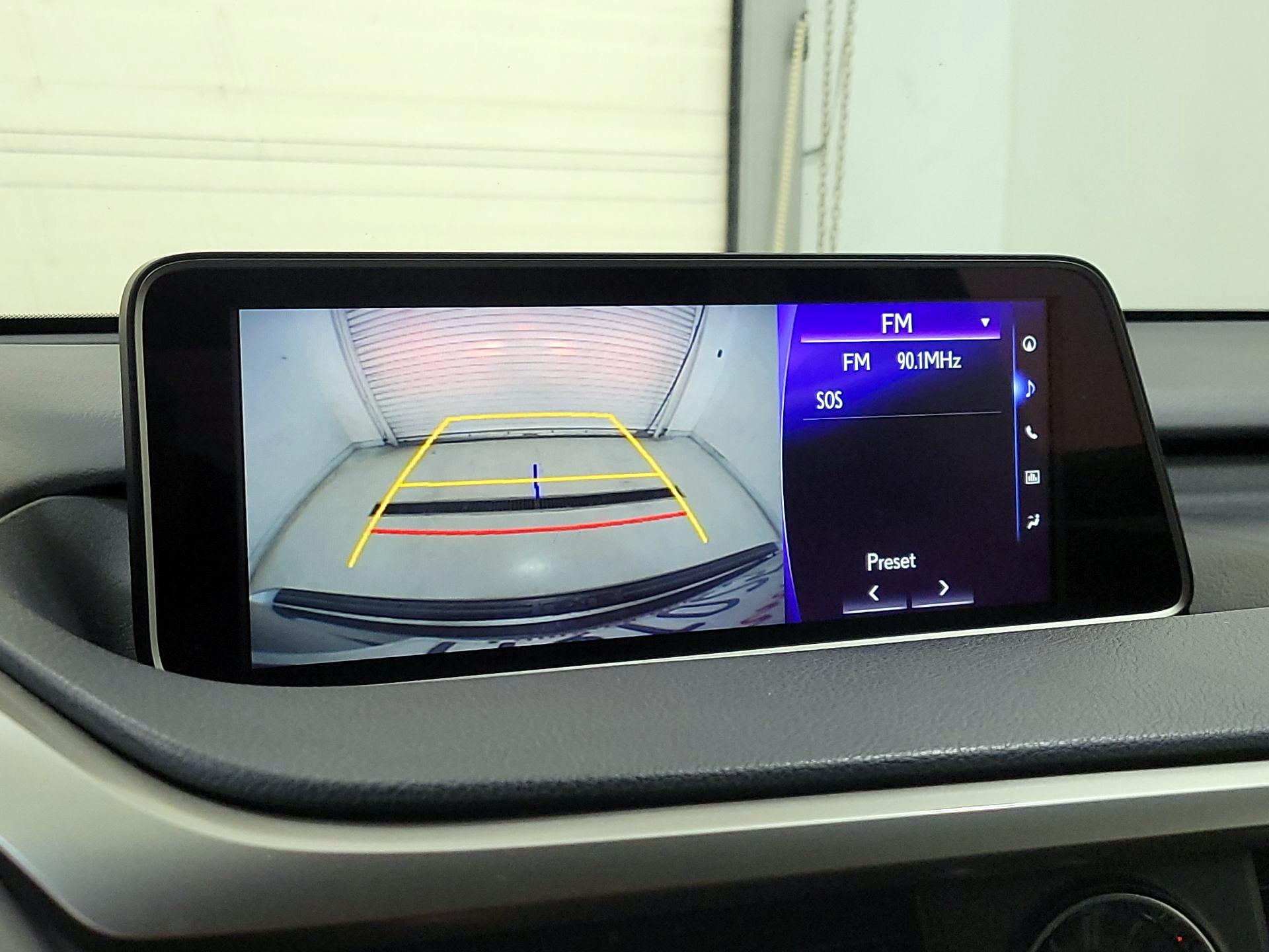 Thumbnail: 2017 Lexus RX - 14