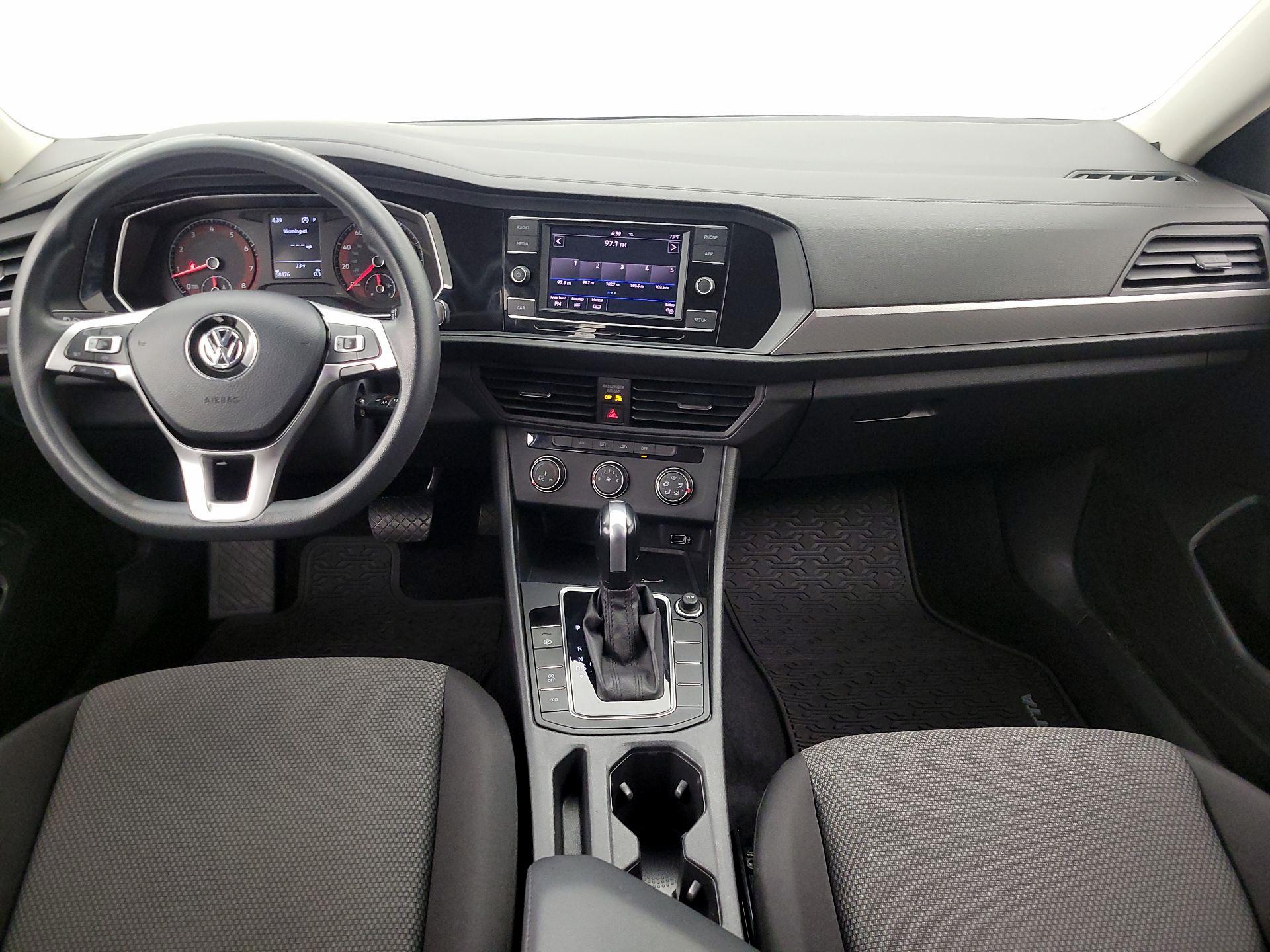 Thumbnail: 2019 Volkswagen Jetta - 9