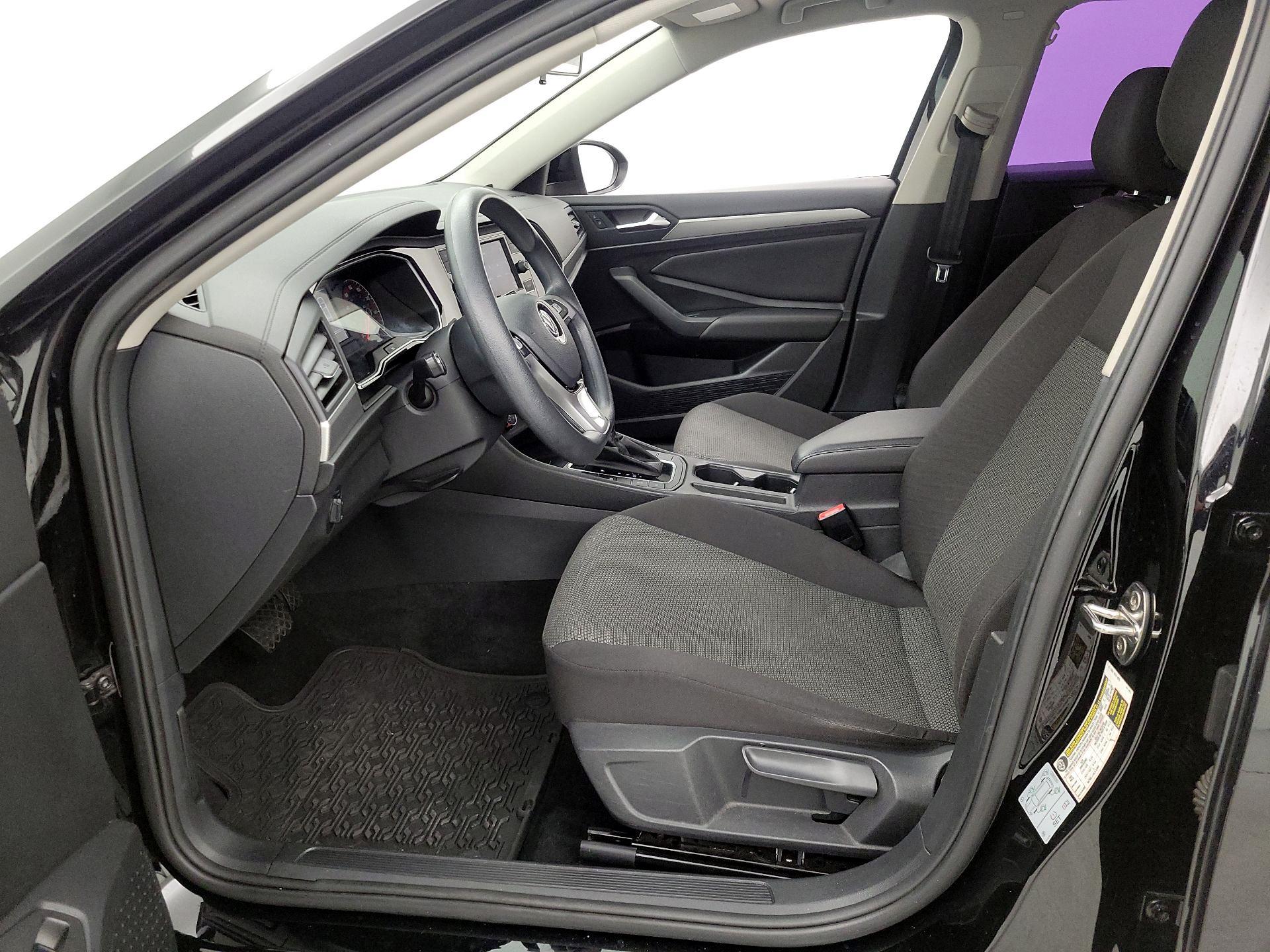 Thumbnail: 2019 Volkswagen Jetta - 11