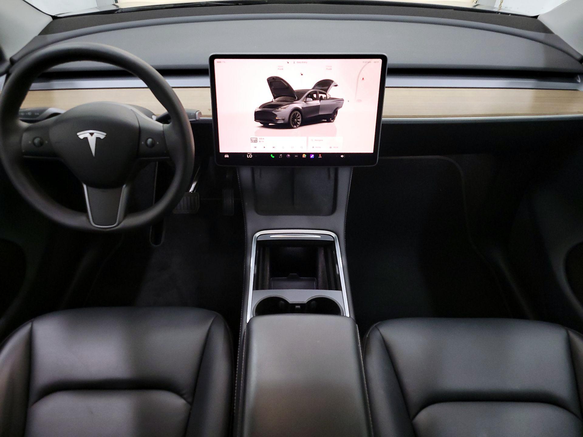 Thumbnail: 2023 Tesla Model Y - 9