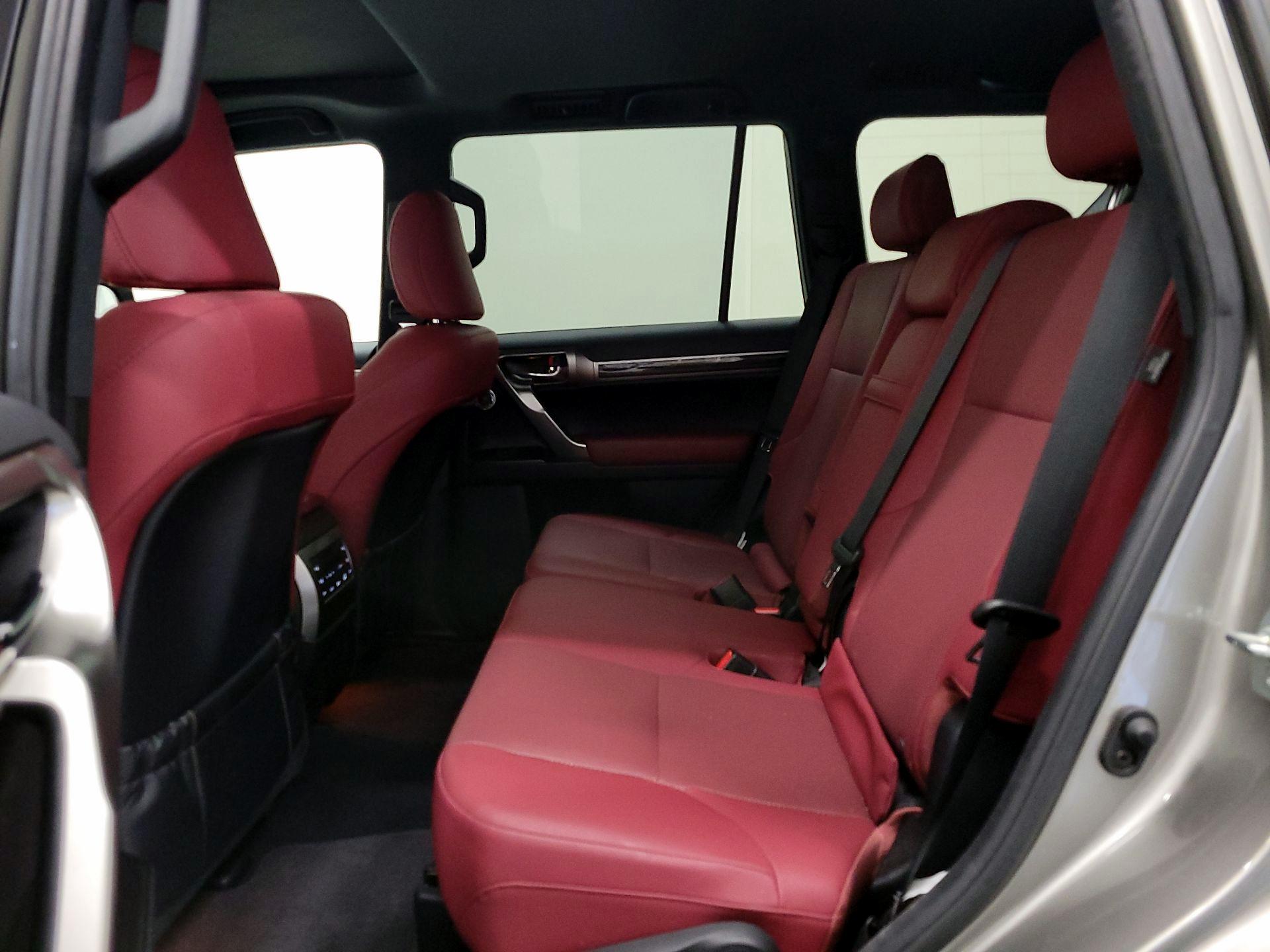Thumbnail: 2023 Lexus GX - 19