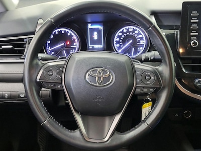Steering Wheel & Instrument Cluster (On)