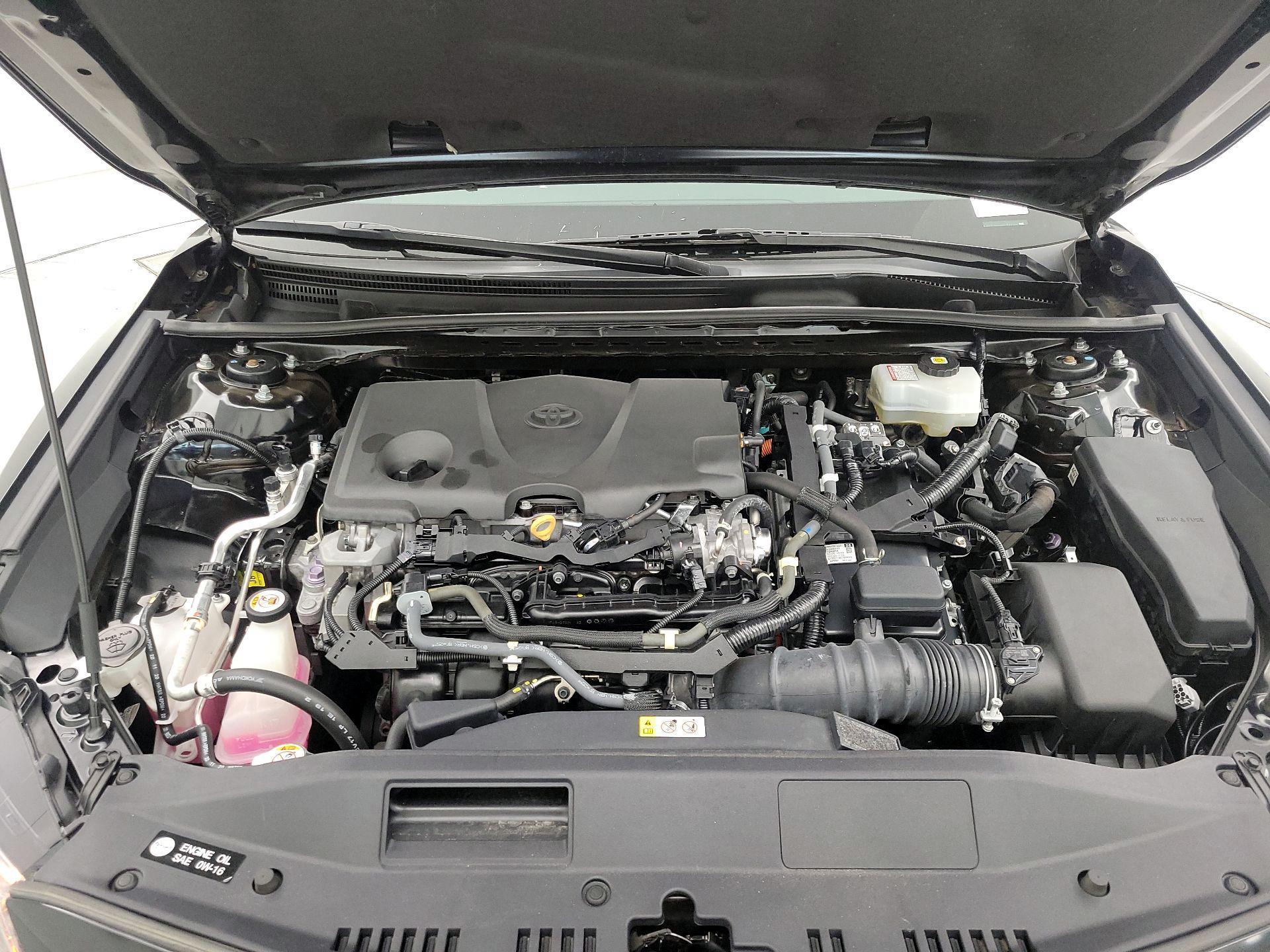 Thumbnail: 2021 Toyota Camry - 20