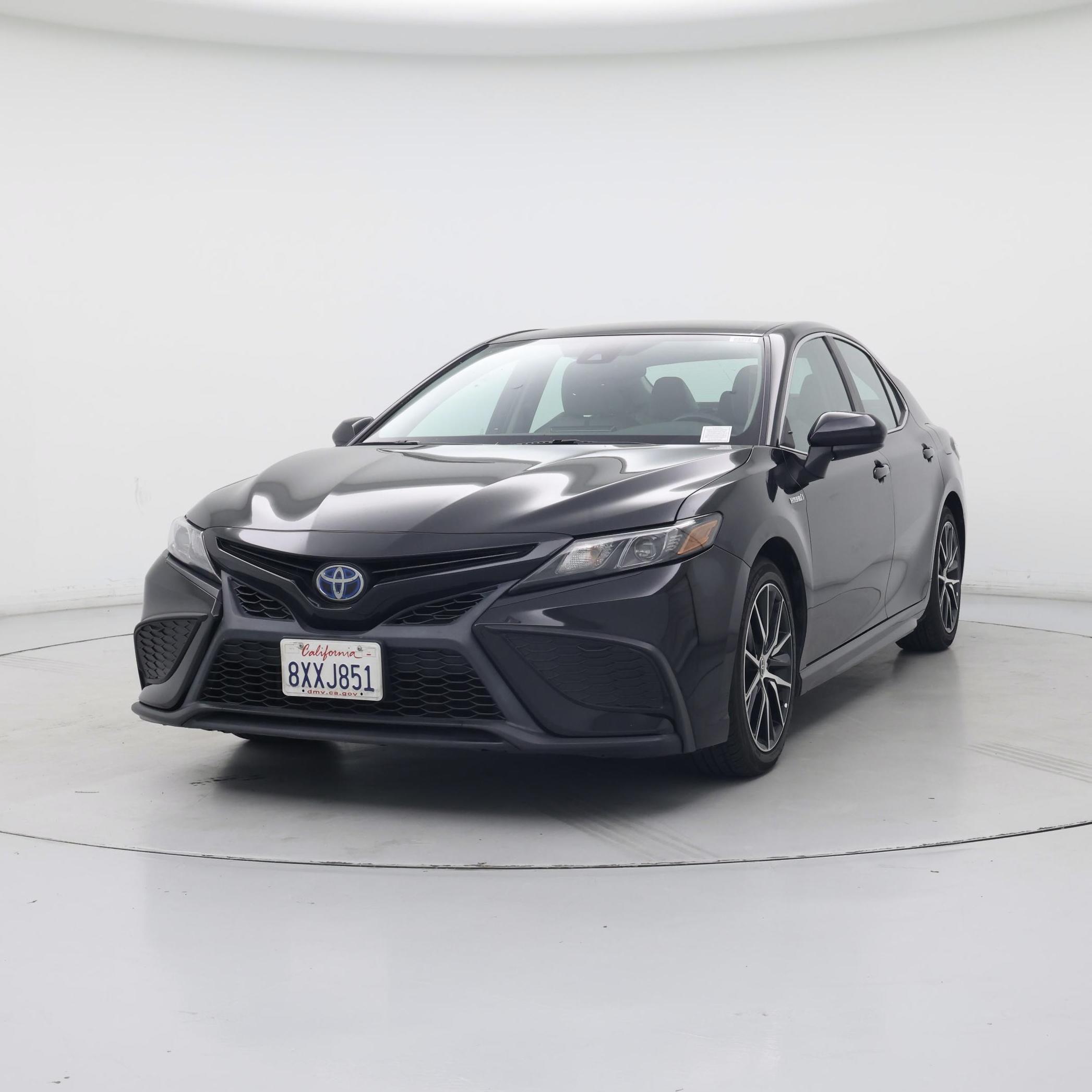 Thumbnail: 2021 Toyota Camry - 4