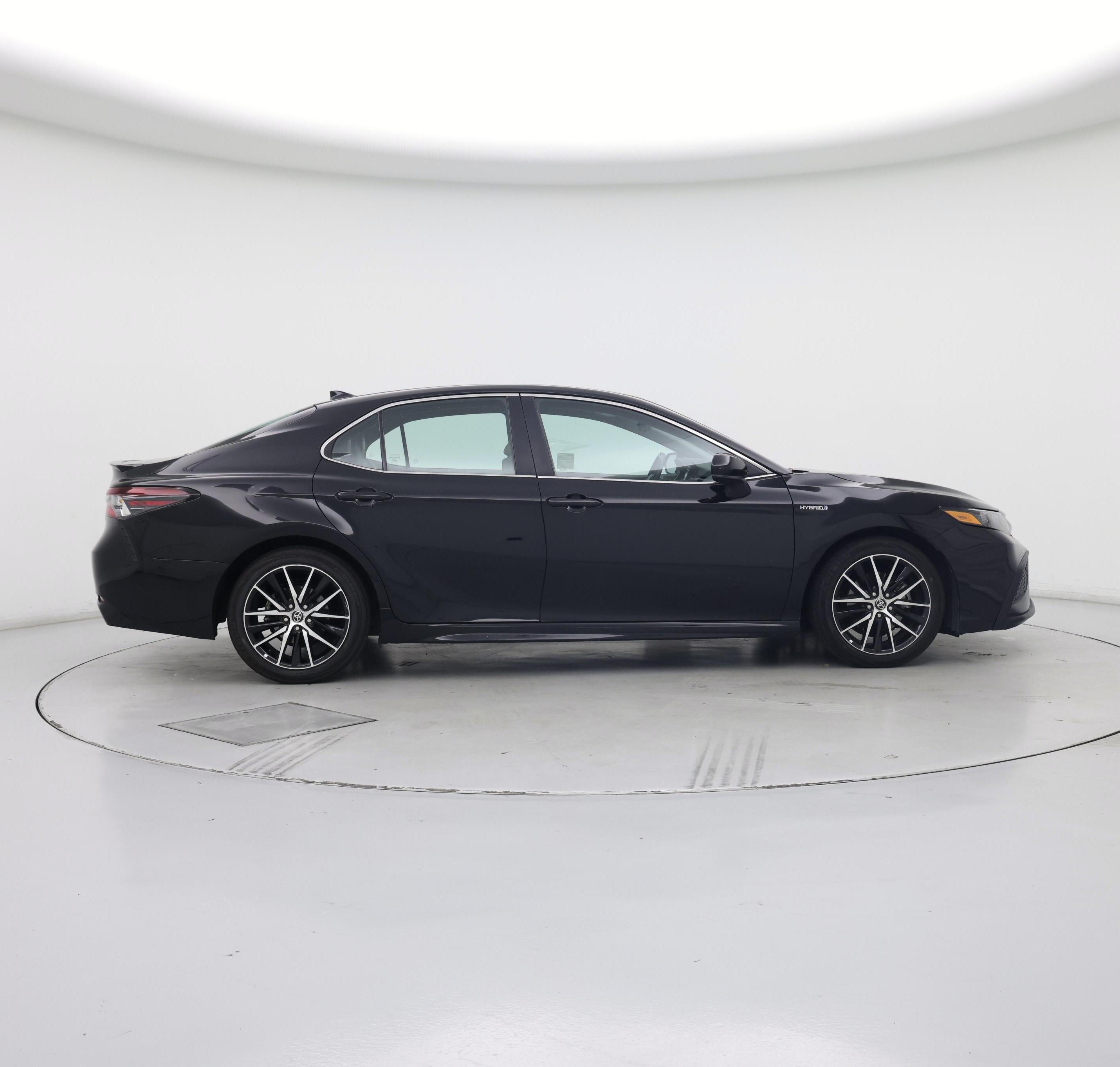 Thumbnail: 2021 Toyota Camry - 7