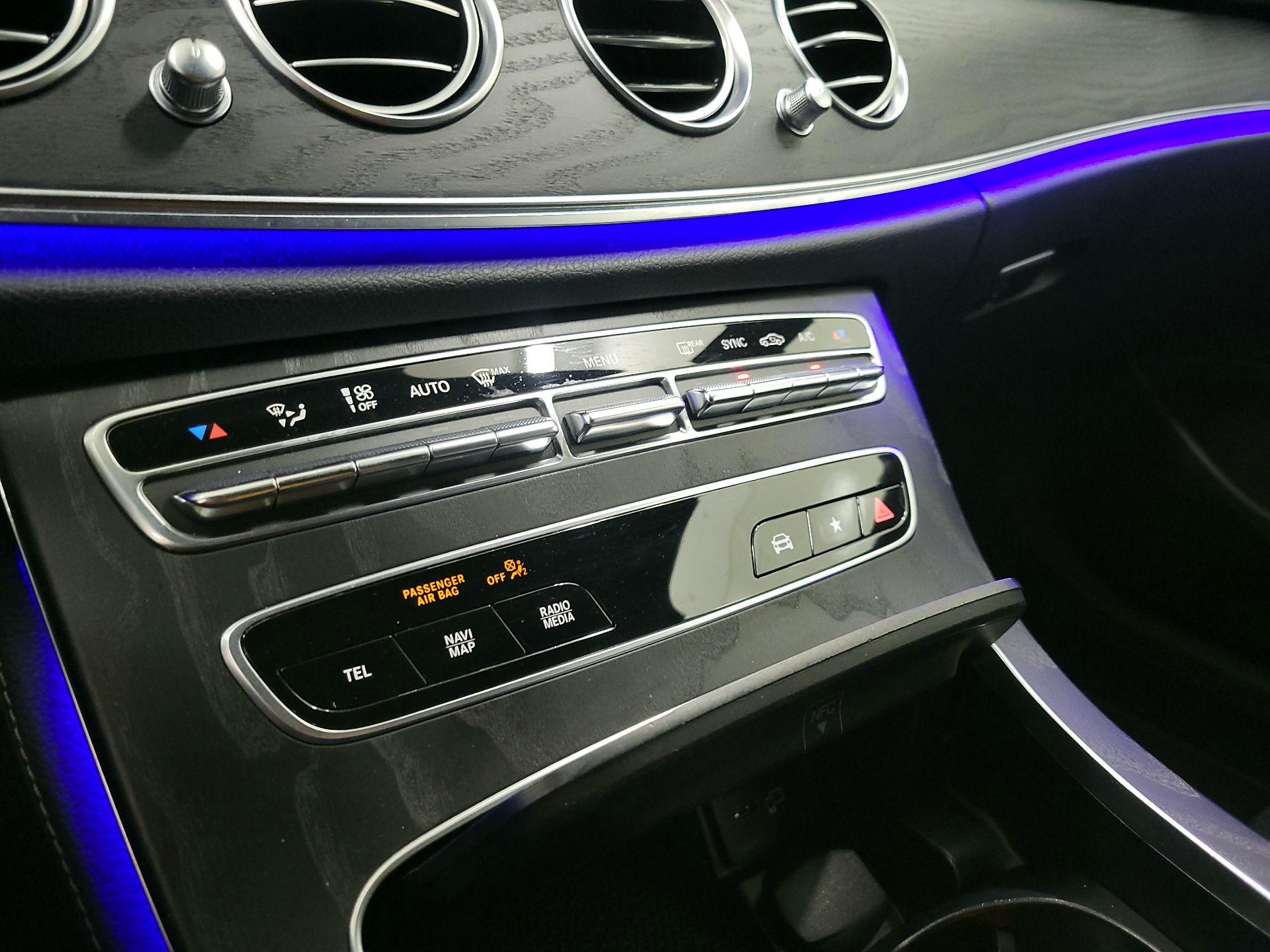 Thumbnail: 2022 Mercedes-Benz E-Class - 17