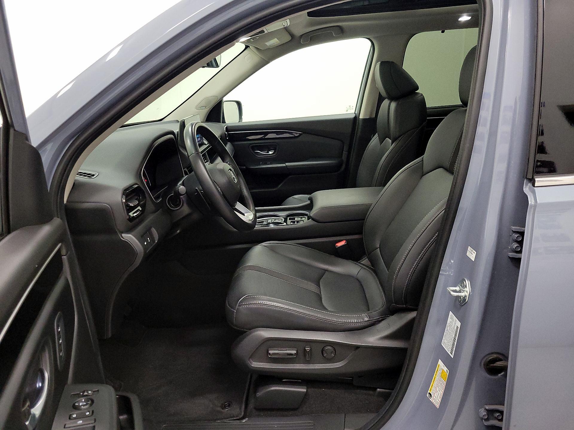 Thumbnail: 2025 Honda Pilot - 11