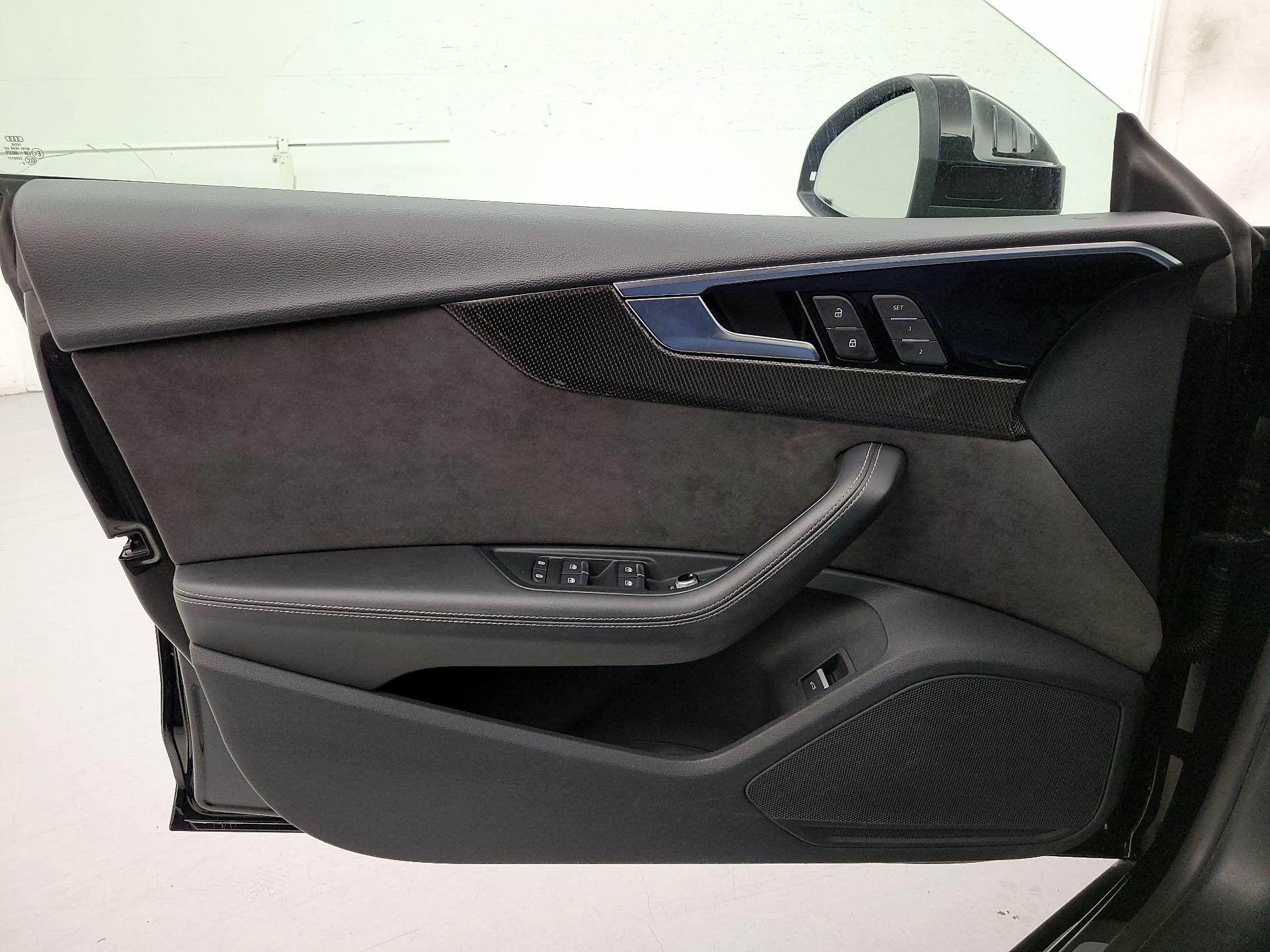 Thumbnail: 2021 Audi S5 - 10