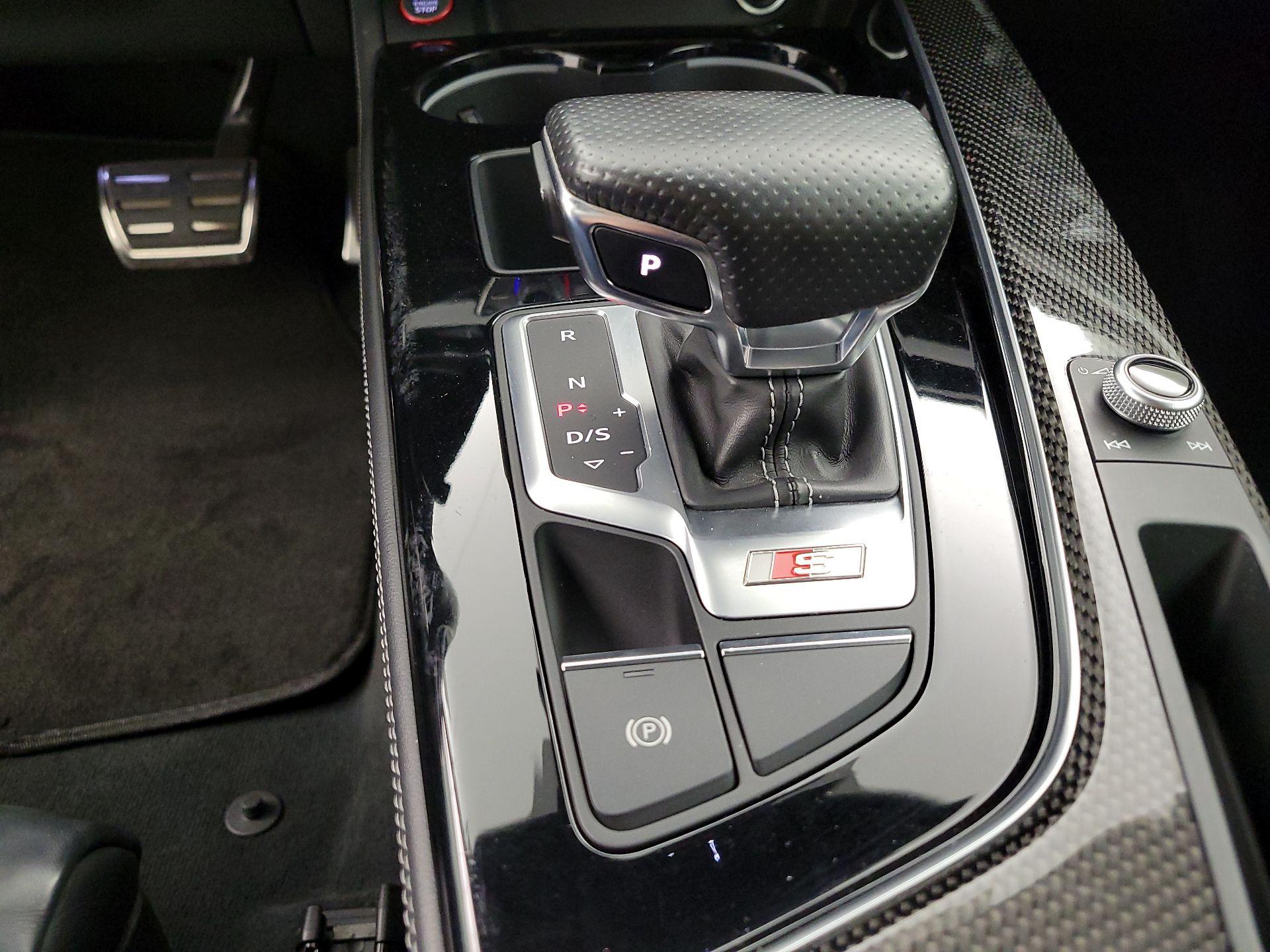 Thumbnail: 2021 Audi S5 - 15