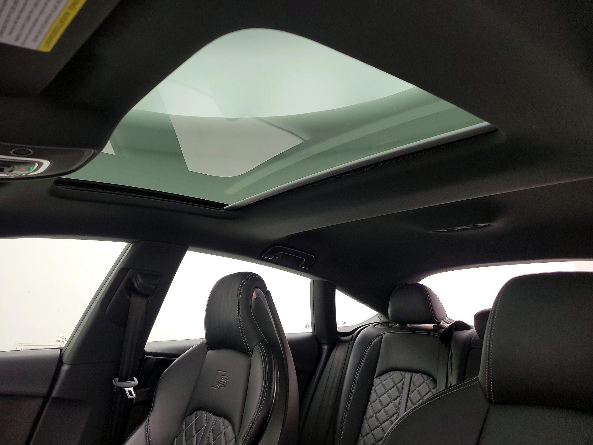 Thumbnail: 2021 Audi S5 - 17