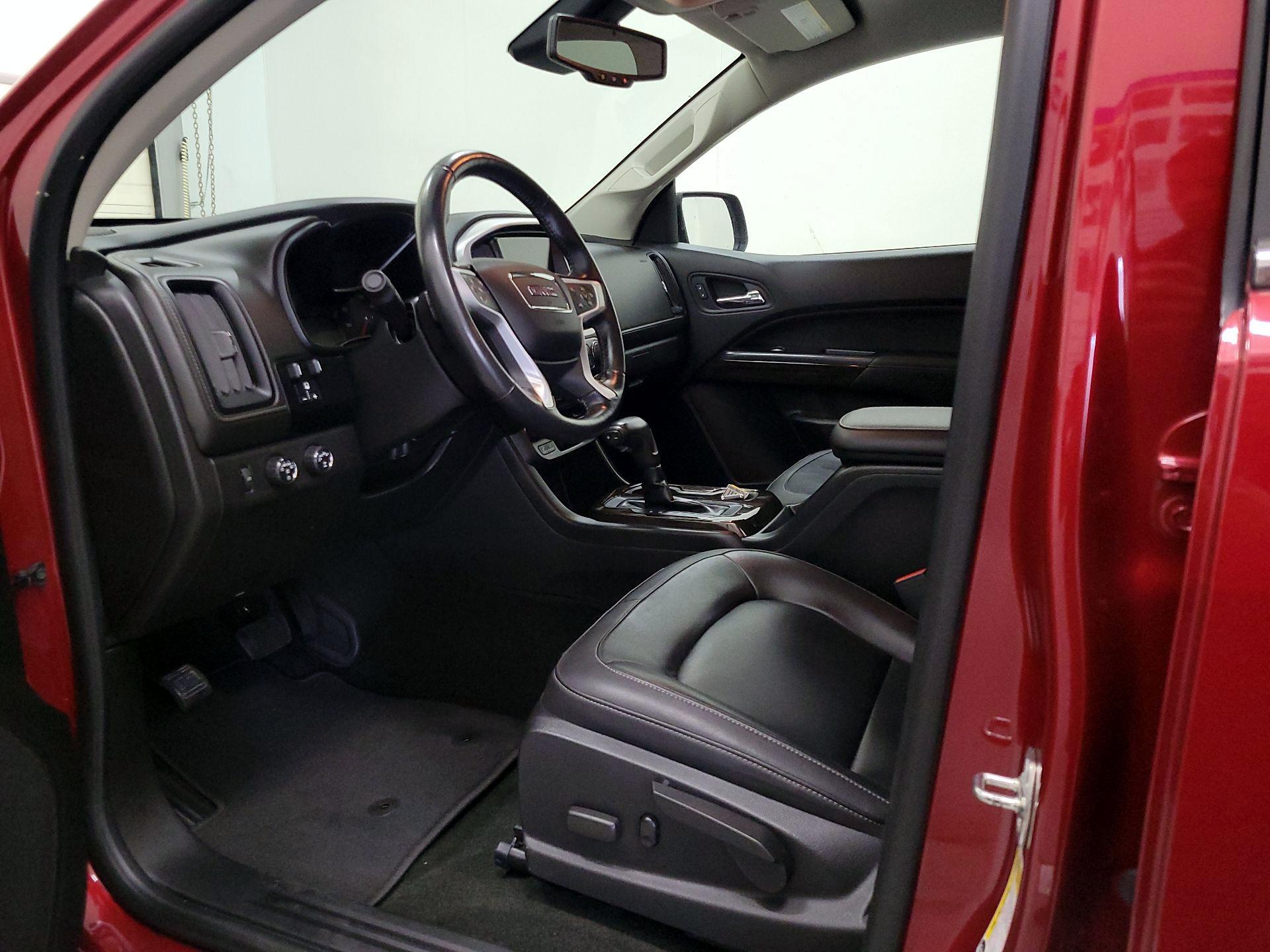 Thumbnail: 2018 GMC Canyon - 11