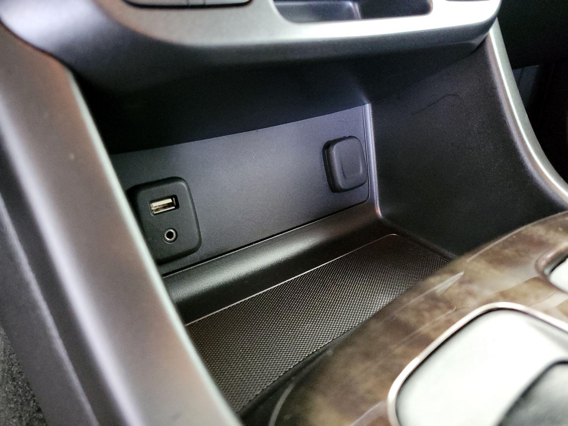 Thumbnail: 2018 GMC Canyon - 18