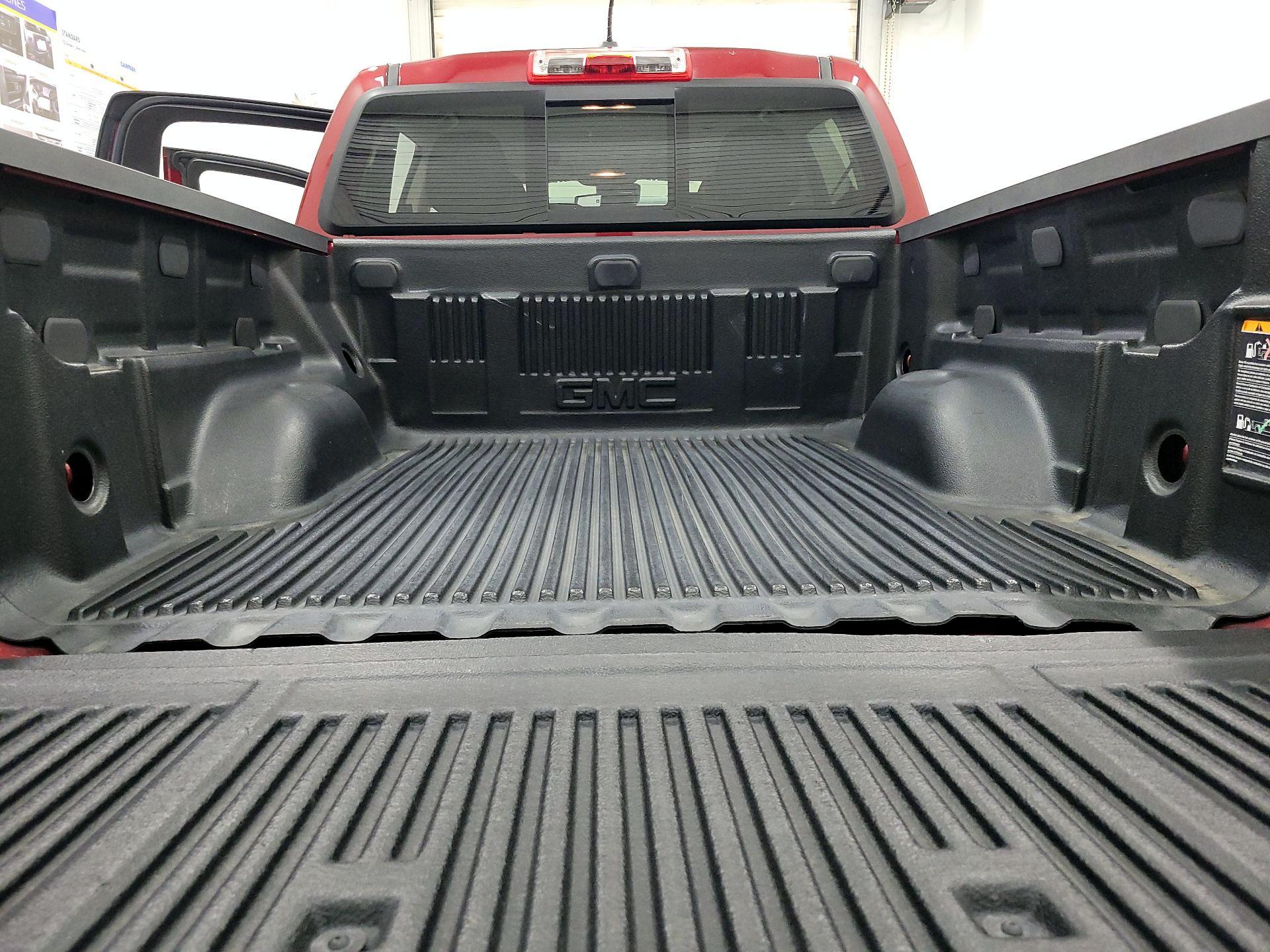 Thumbnail: 2018 GMC Canyon - 20