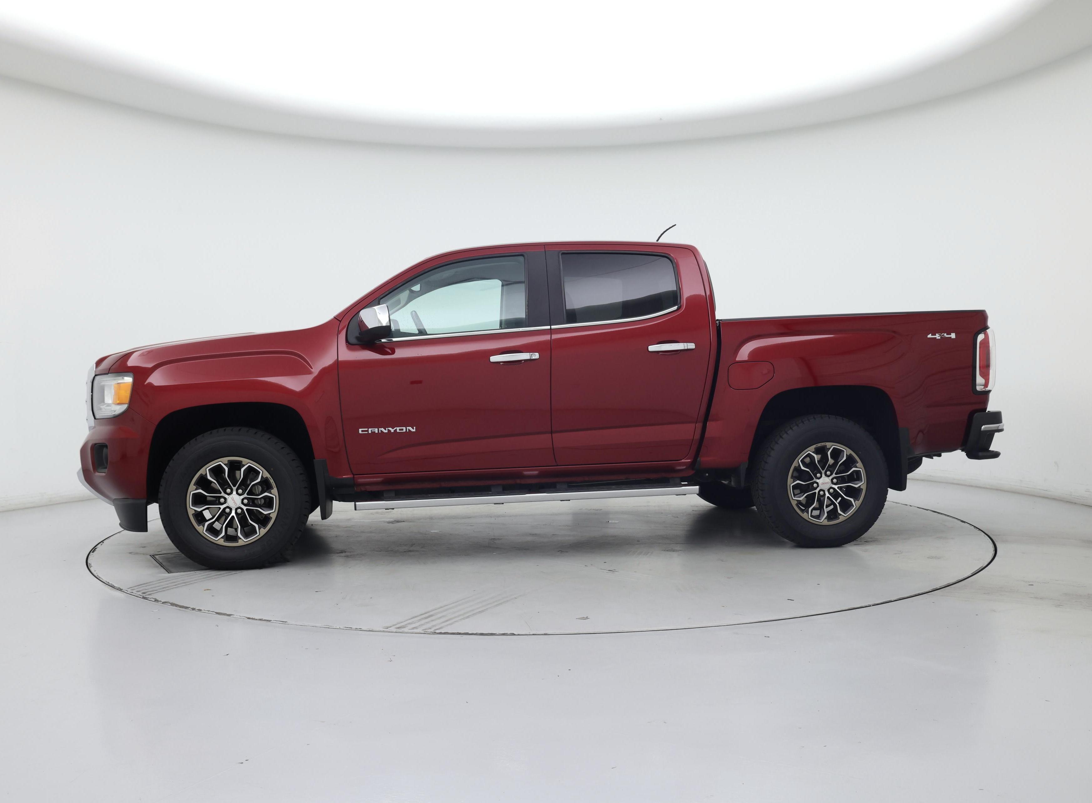 Thumbnail: 2018 GMC Canyon - 3