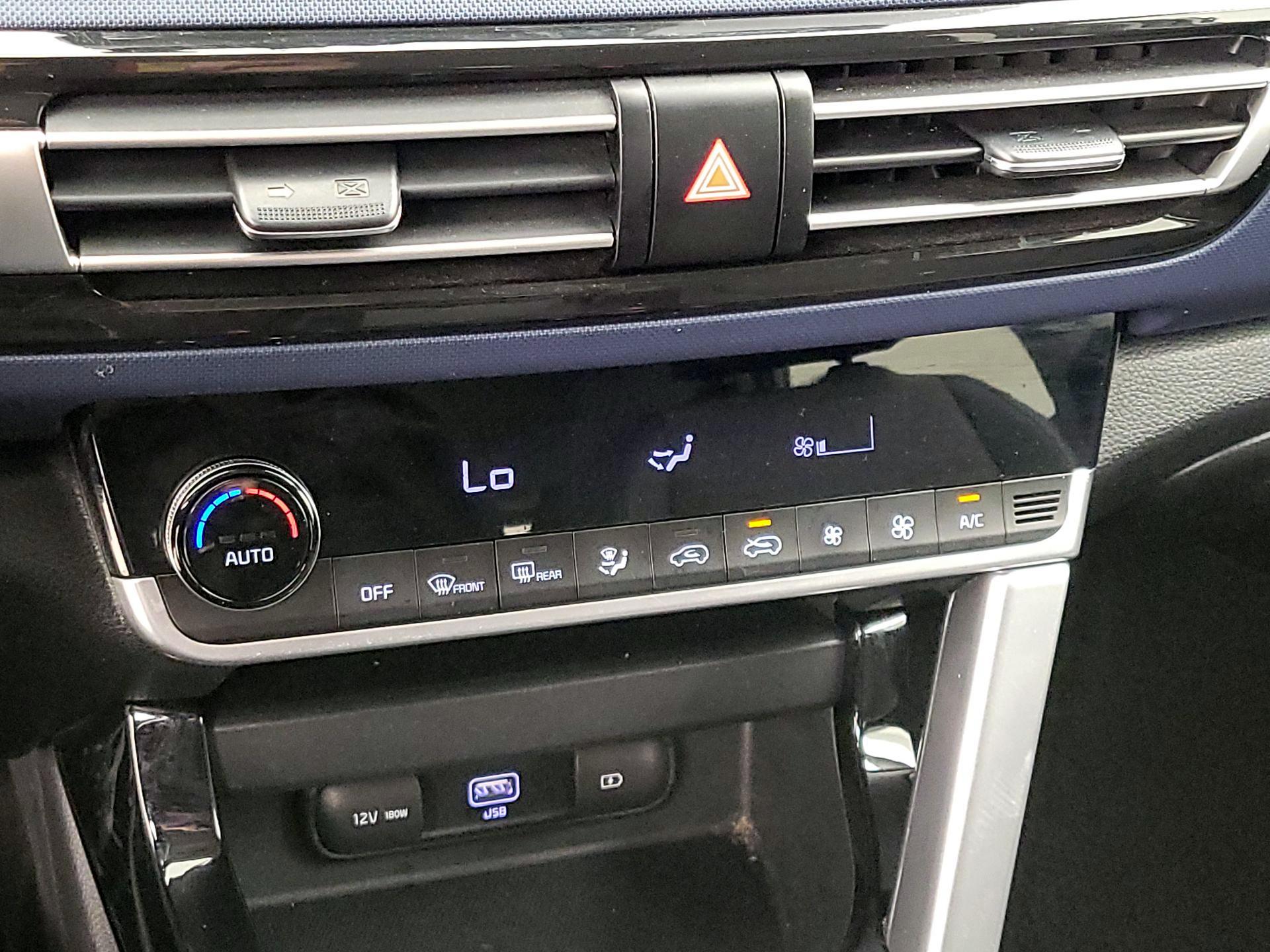 Thumbnail: 2022 Kia Seltos - 17