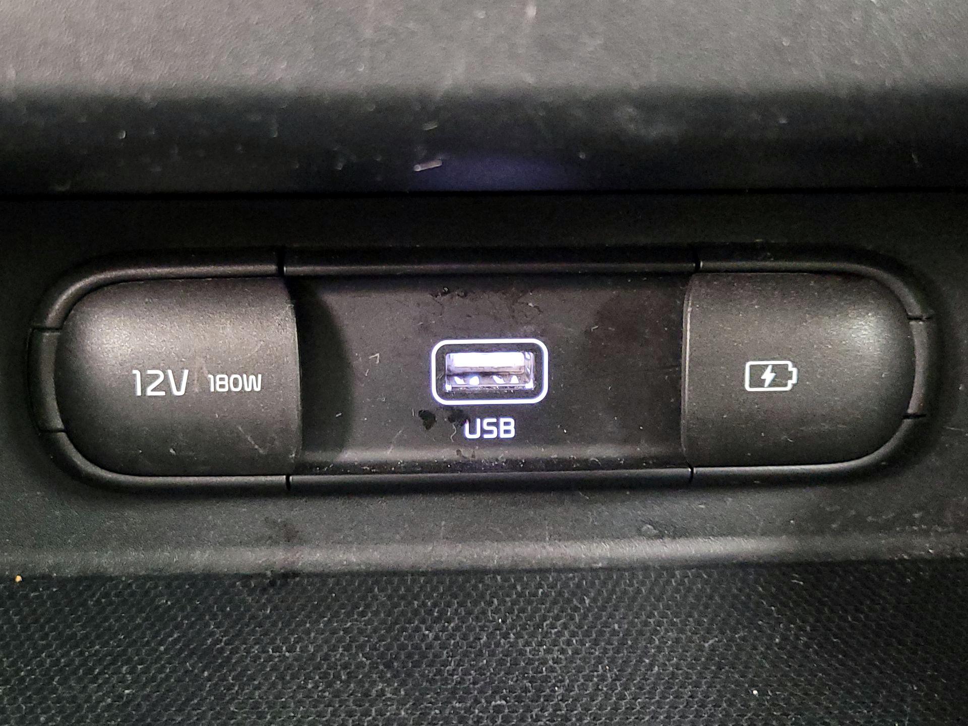 Thumbnail: 2022 Kia Seltos - 19