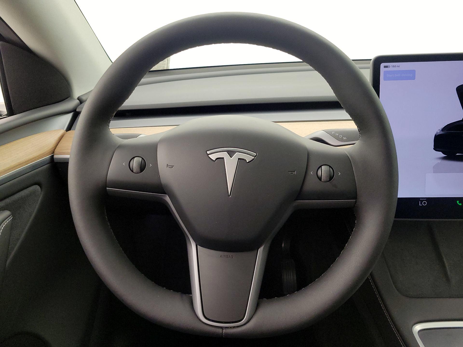 Thumbnail: 2024 Tesla Model Y - 10