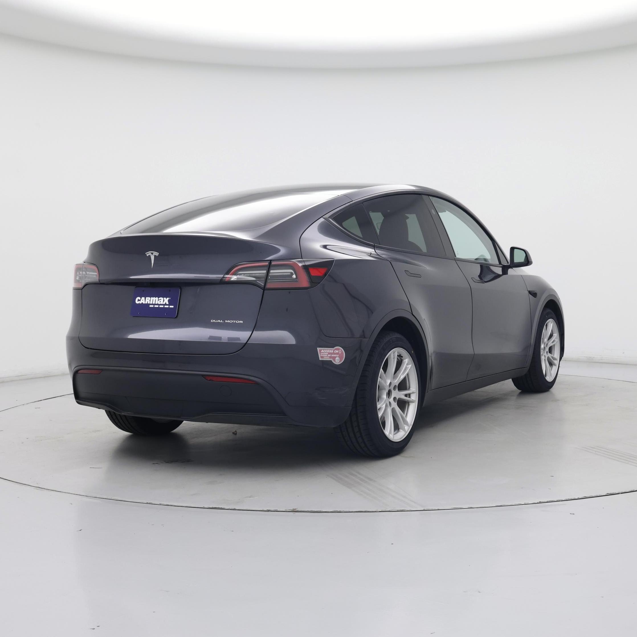 Thumbnail: 2024 Tesla Model Y - 8