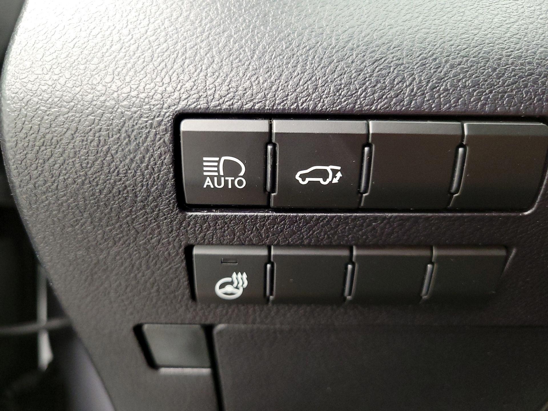 Thumbnail: 2022 Lexus RX - 11