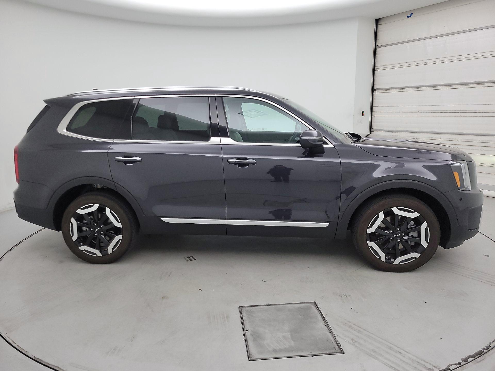 Thumbnail: 2025 Kia Telluride - 4