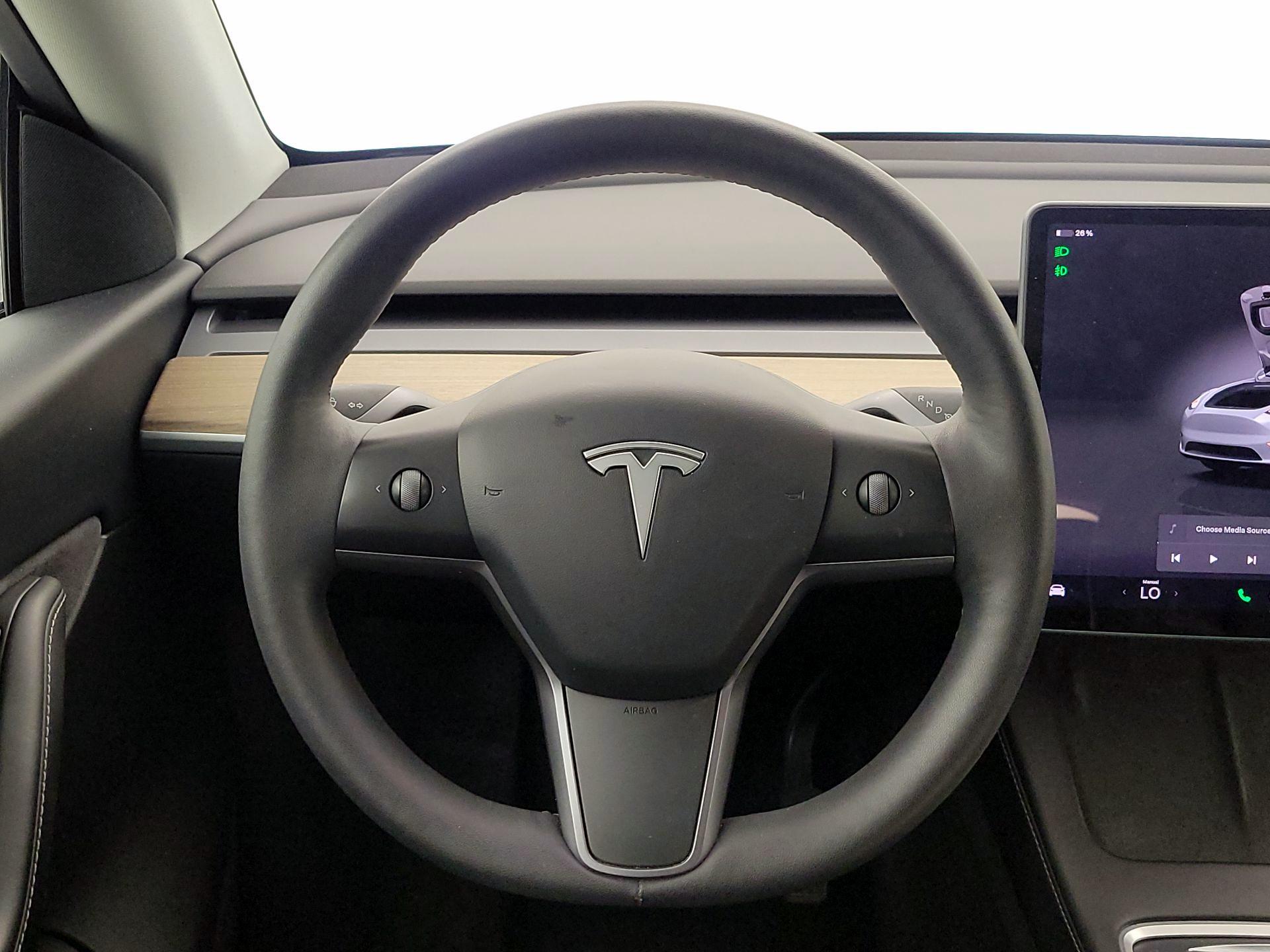 Thumbnail: 2022 Tesla Model Y - 10