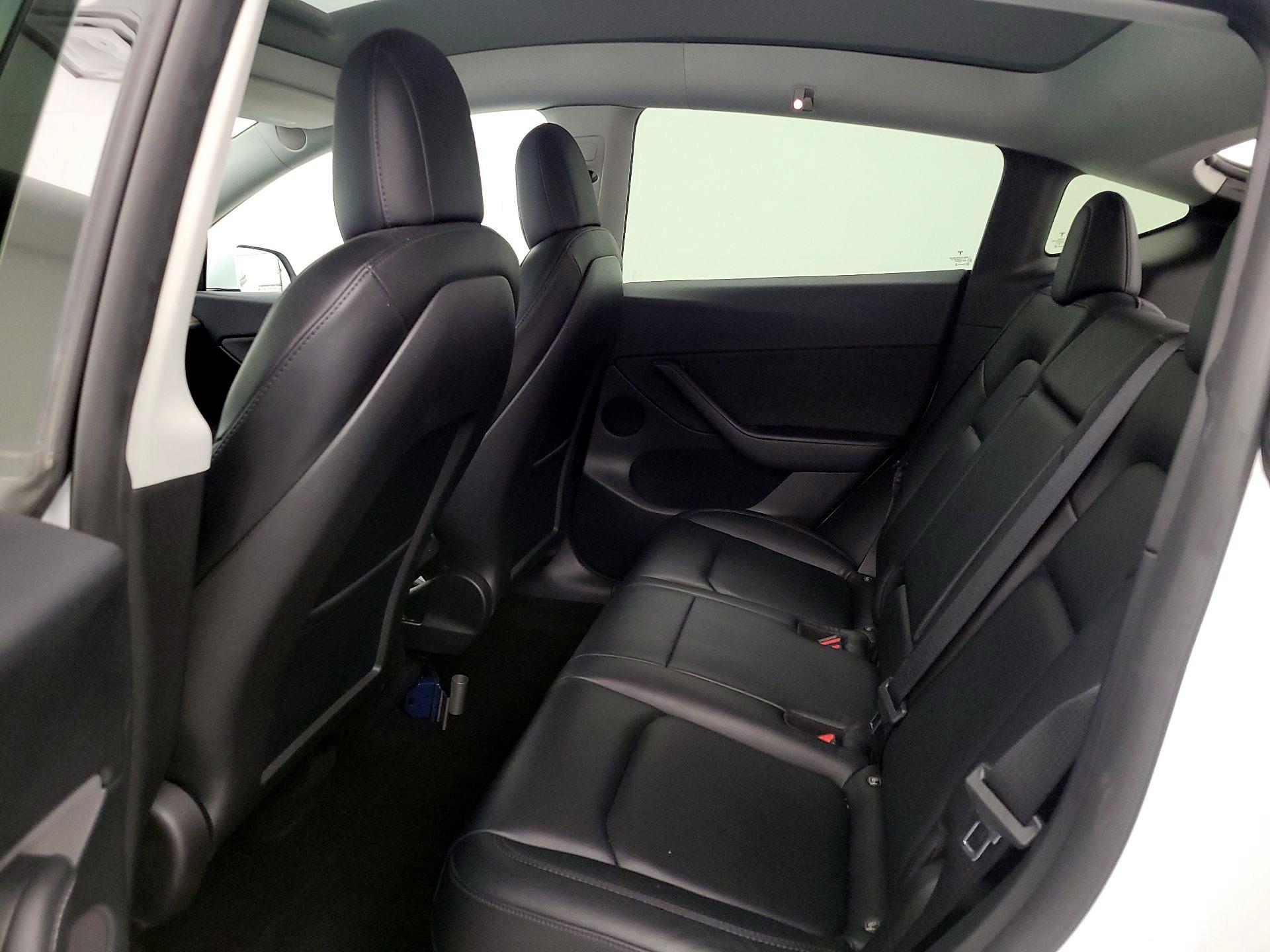 Thumbnail: 2022 Tesla Model Y - 19