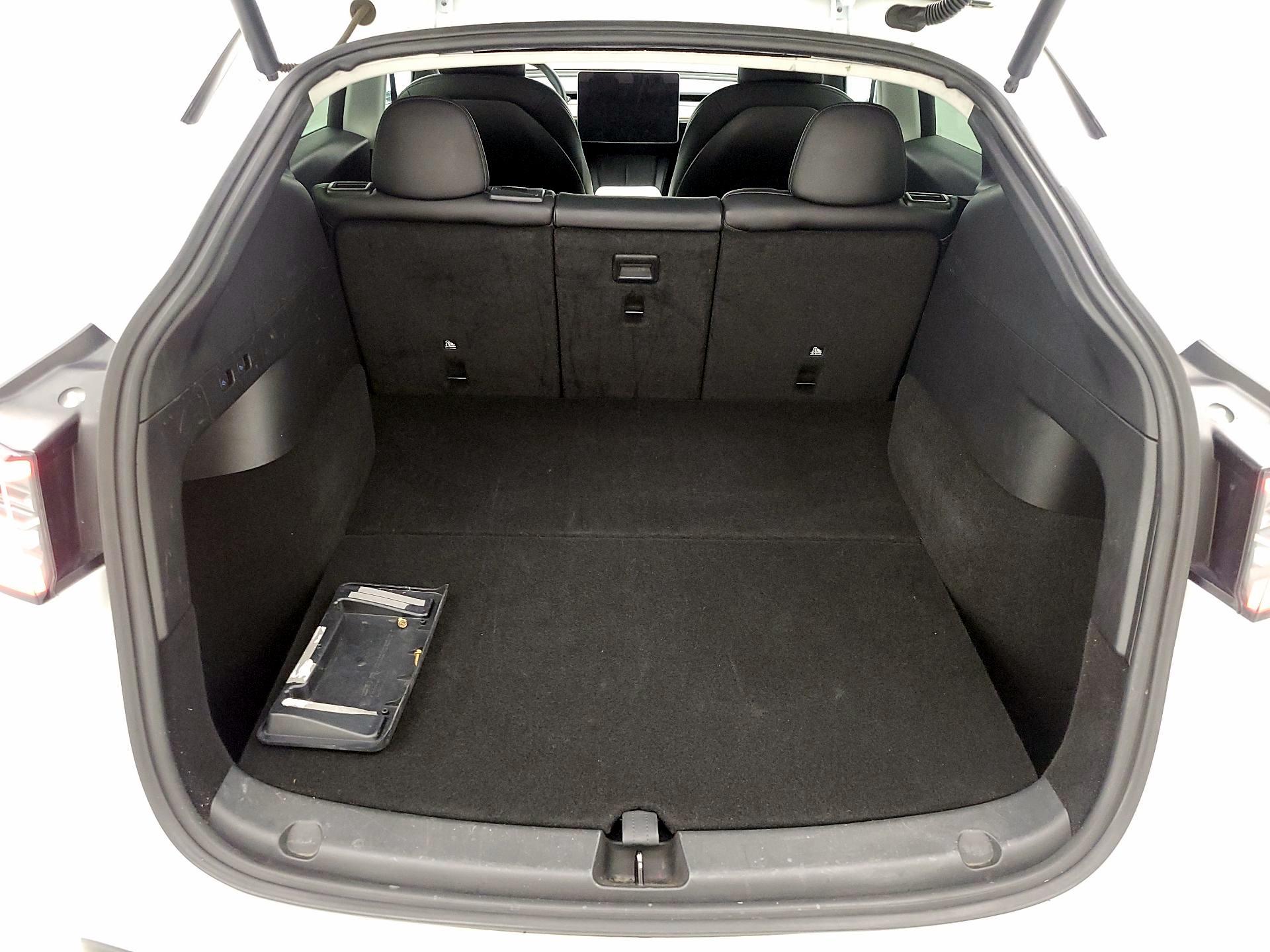 Thumbnail: 2022 Tesla Model Y - 20