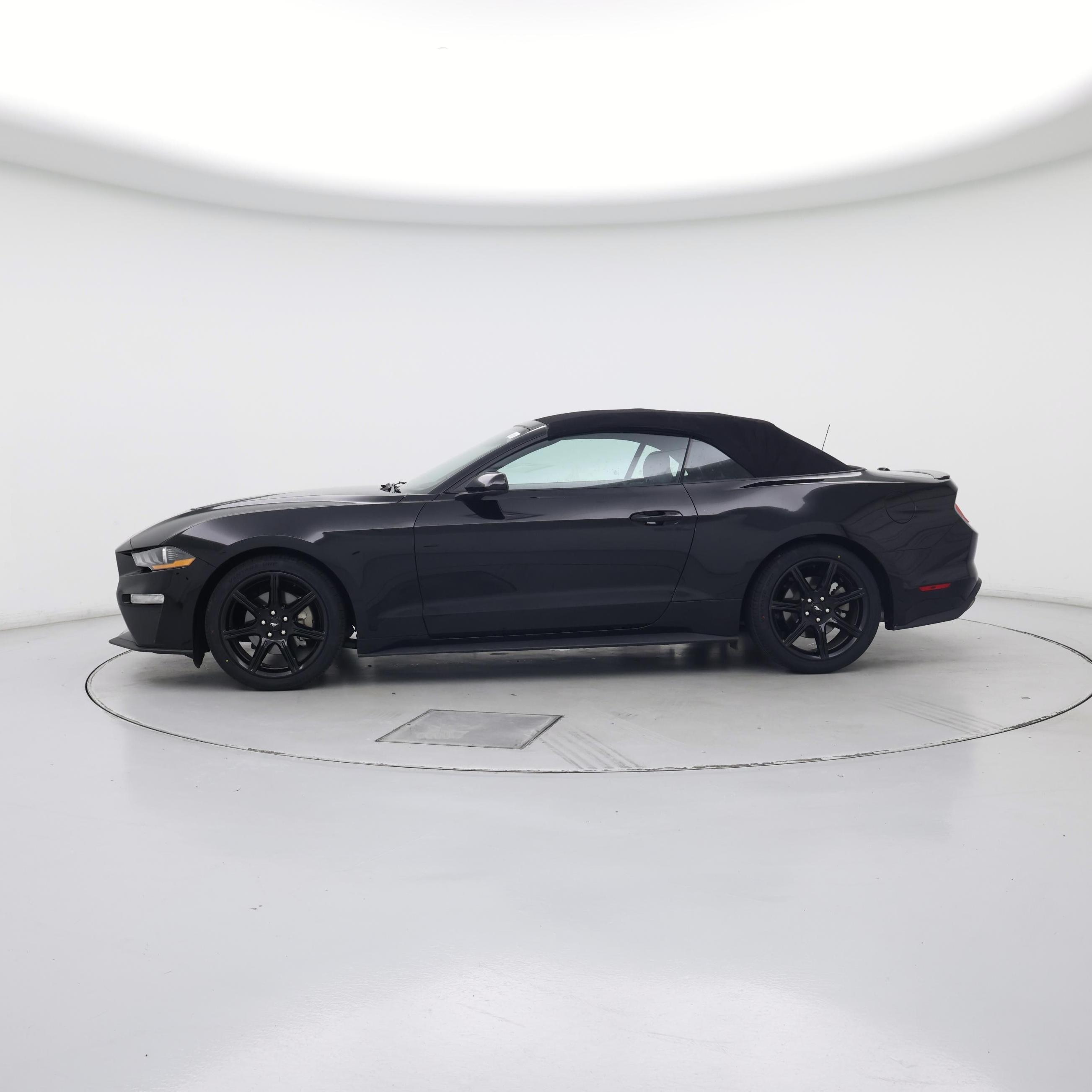 Thumbnail: 2020 Ford Mustang - 3