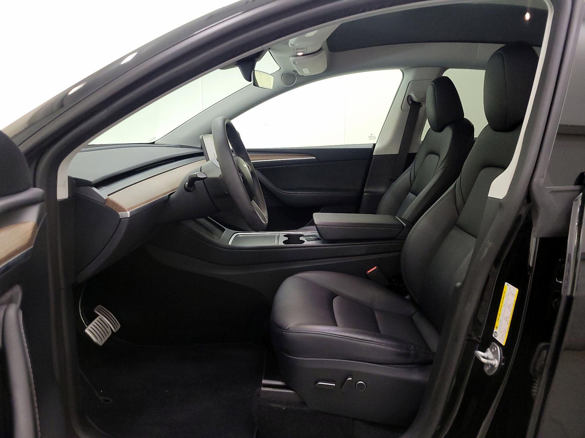 Thumbnail: 2023 Tesla Model Y - 11