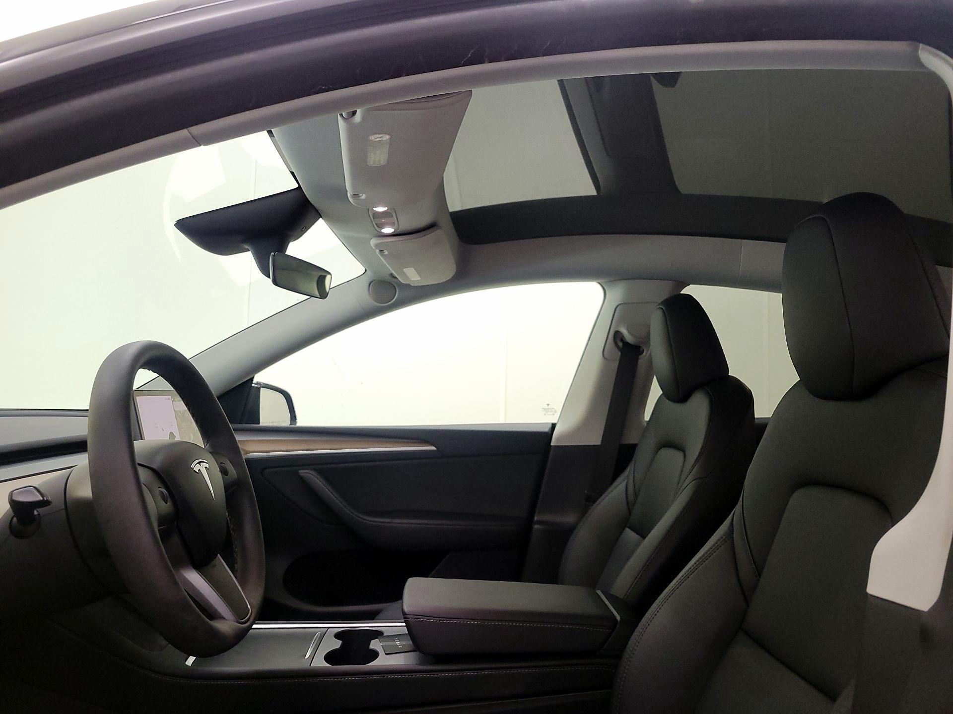 Thumbnail: 2023 Tesla Model Y - 18