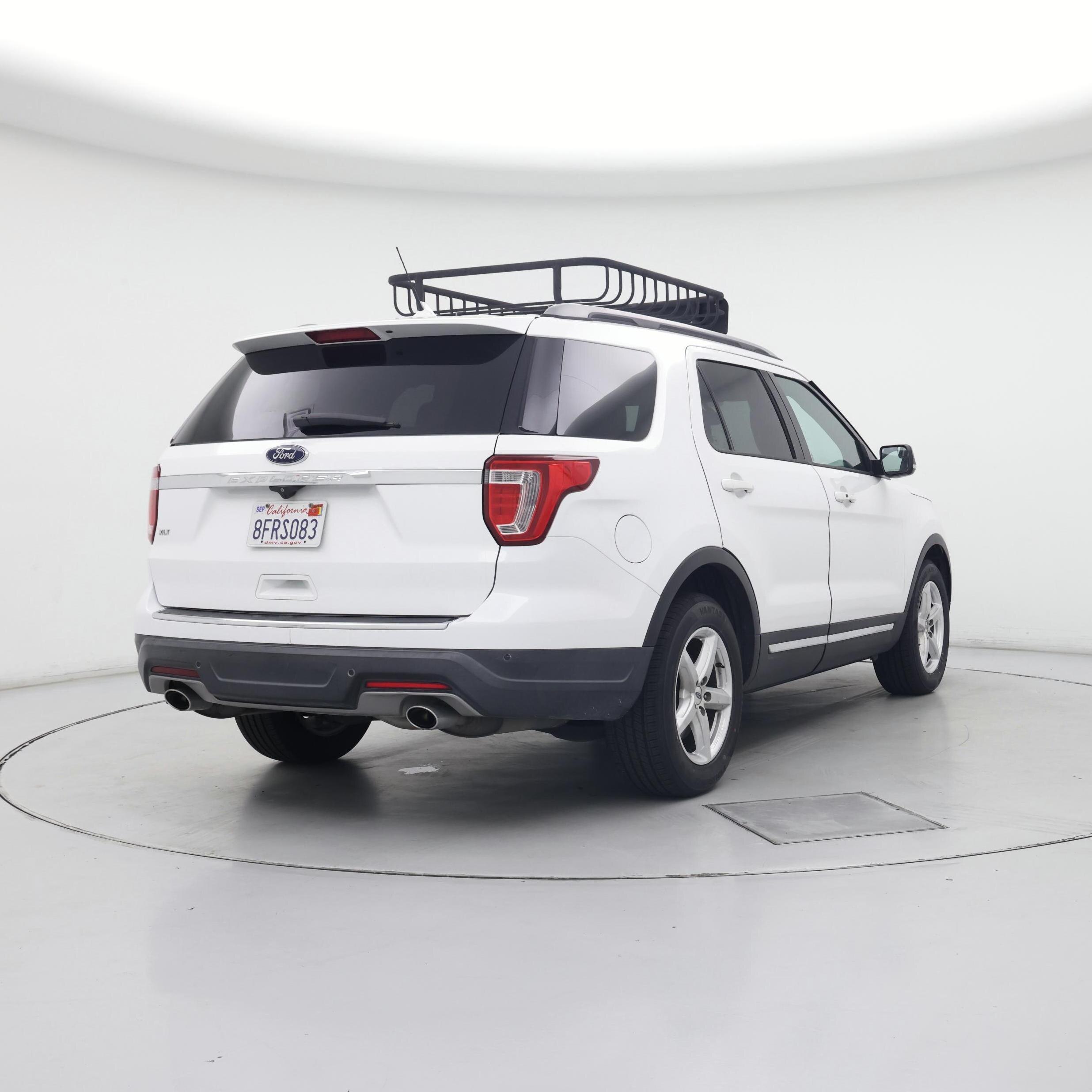 Thumbnail: 2018 Ford Explorer - 8