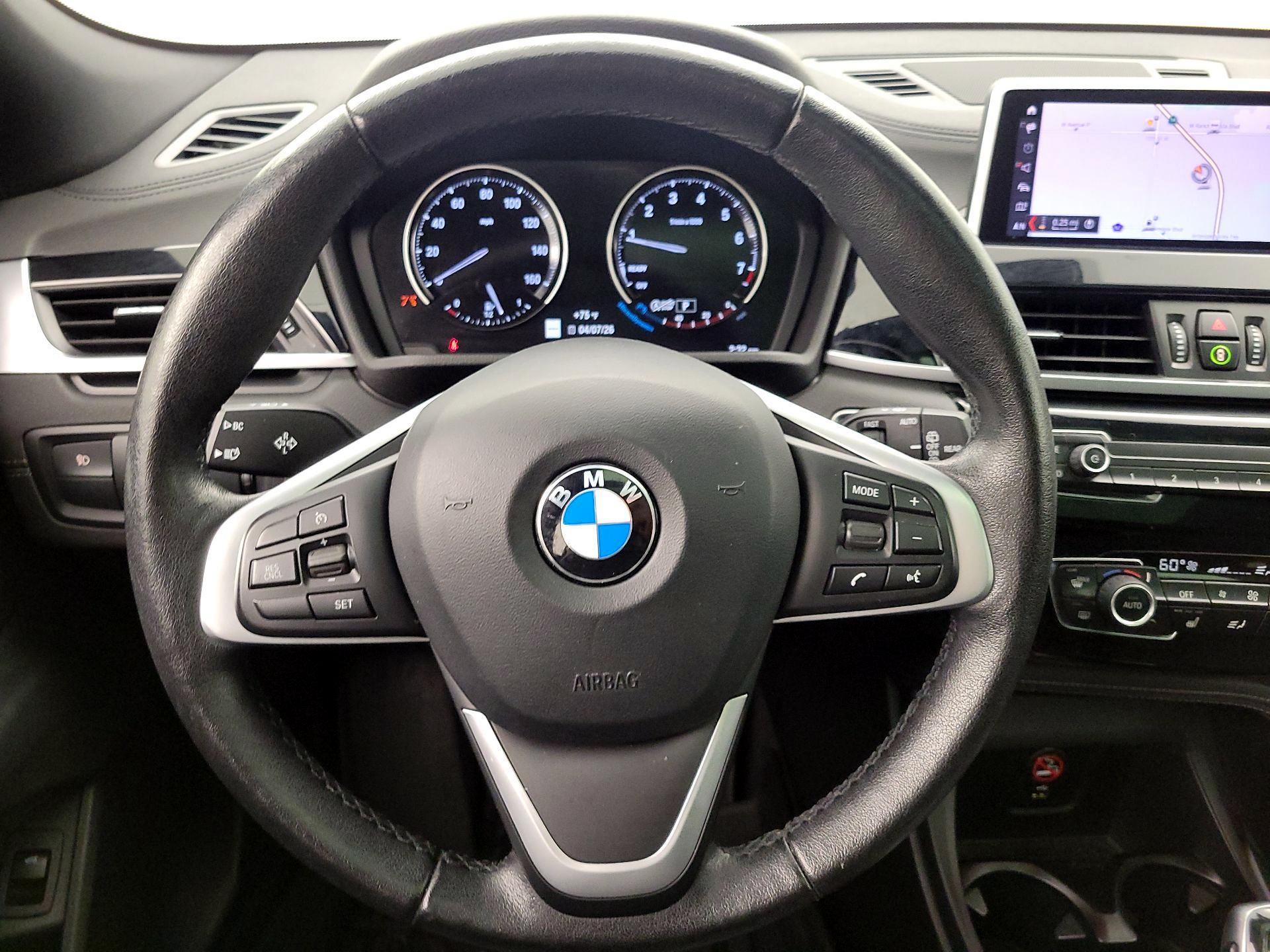 Thumbnail: 2022 BMW X2 - 10
