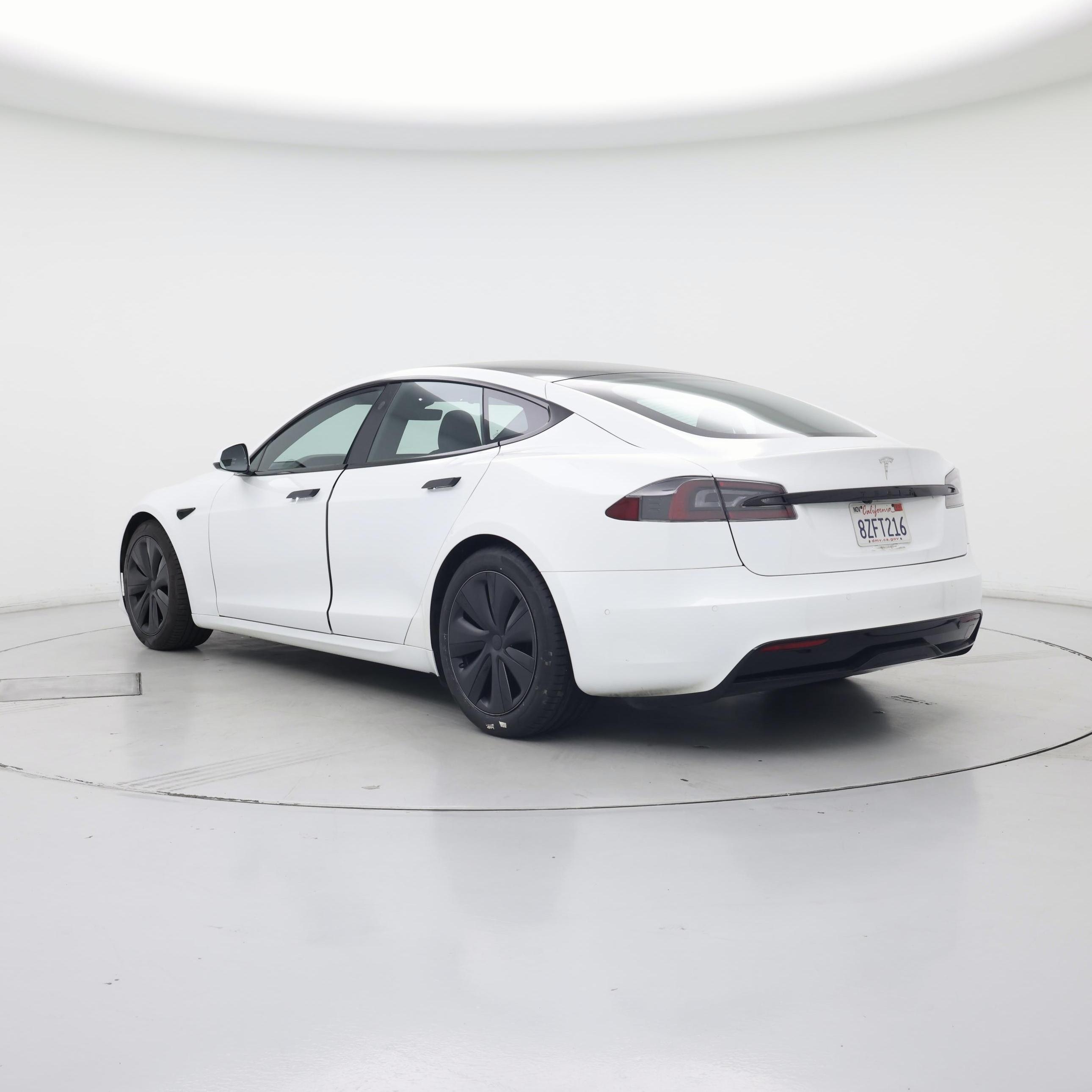 Thumbnail: 2022 Tesla Model S - 2