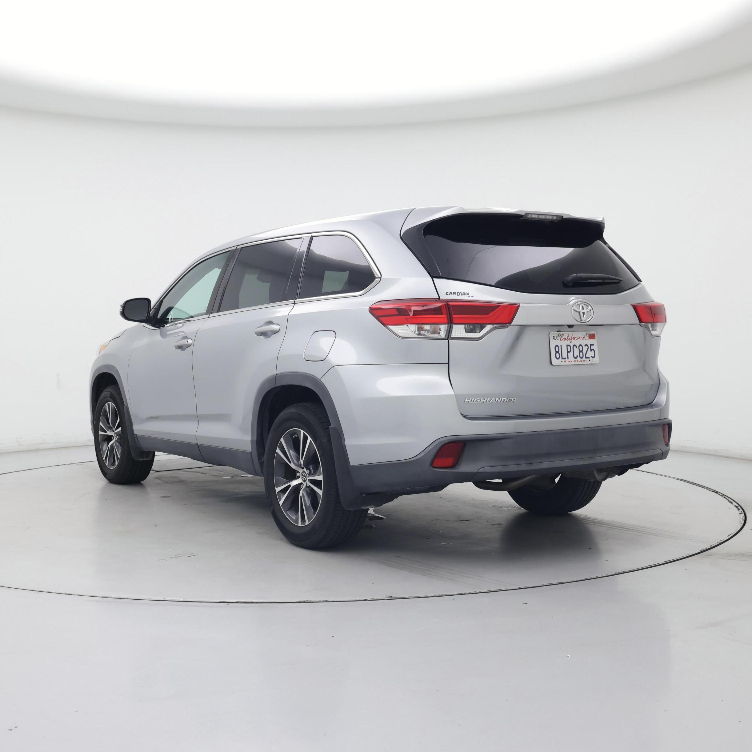 Thumbnail: 2019 Toyota Highlander - 2