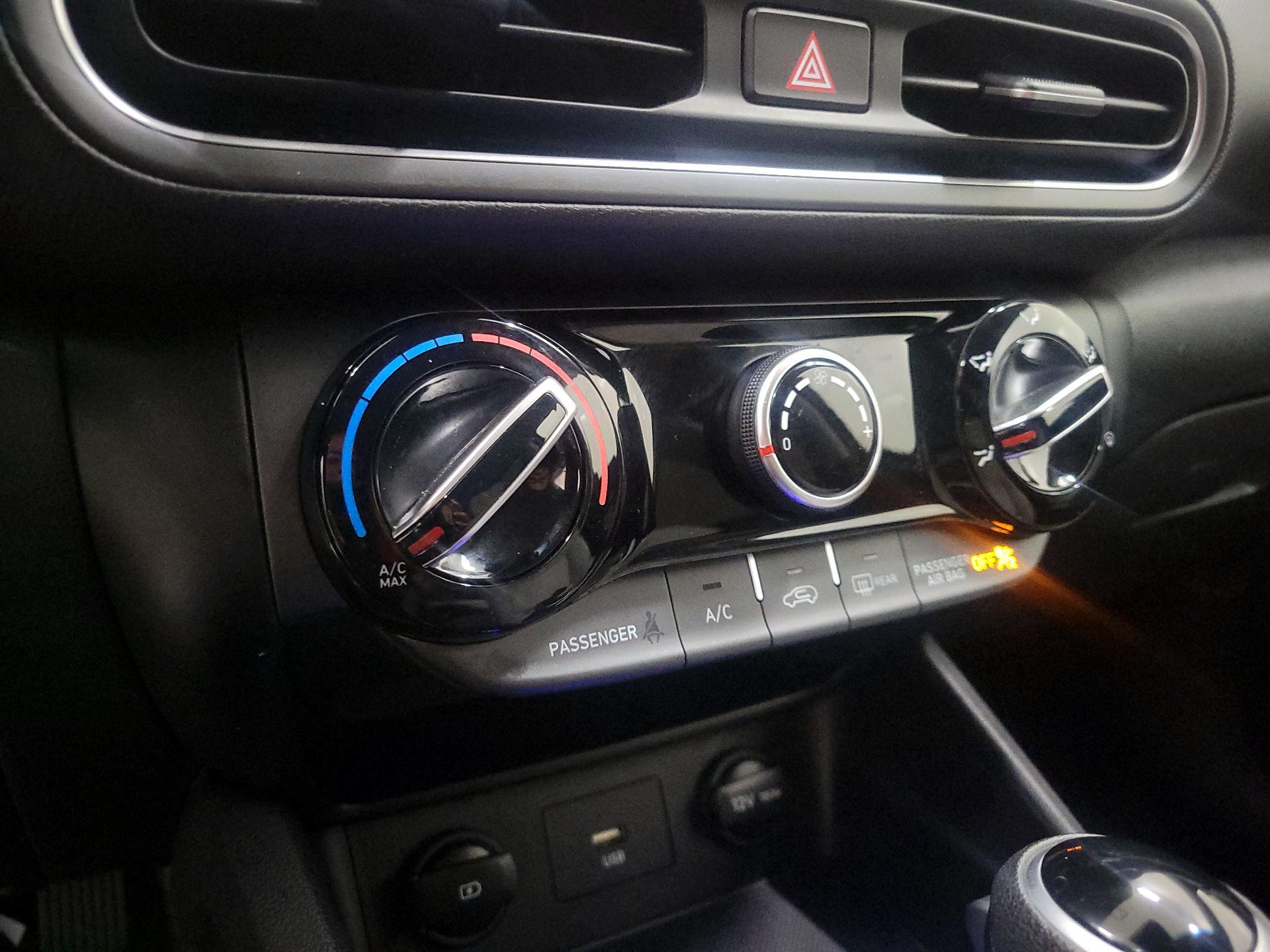 Thumbnail: 2022 Hyundai Kona - 16