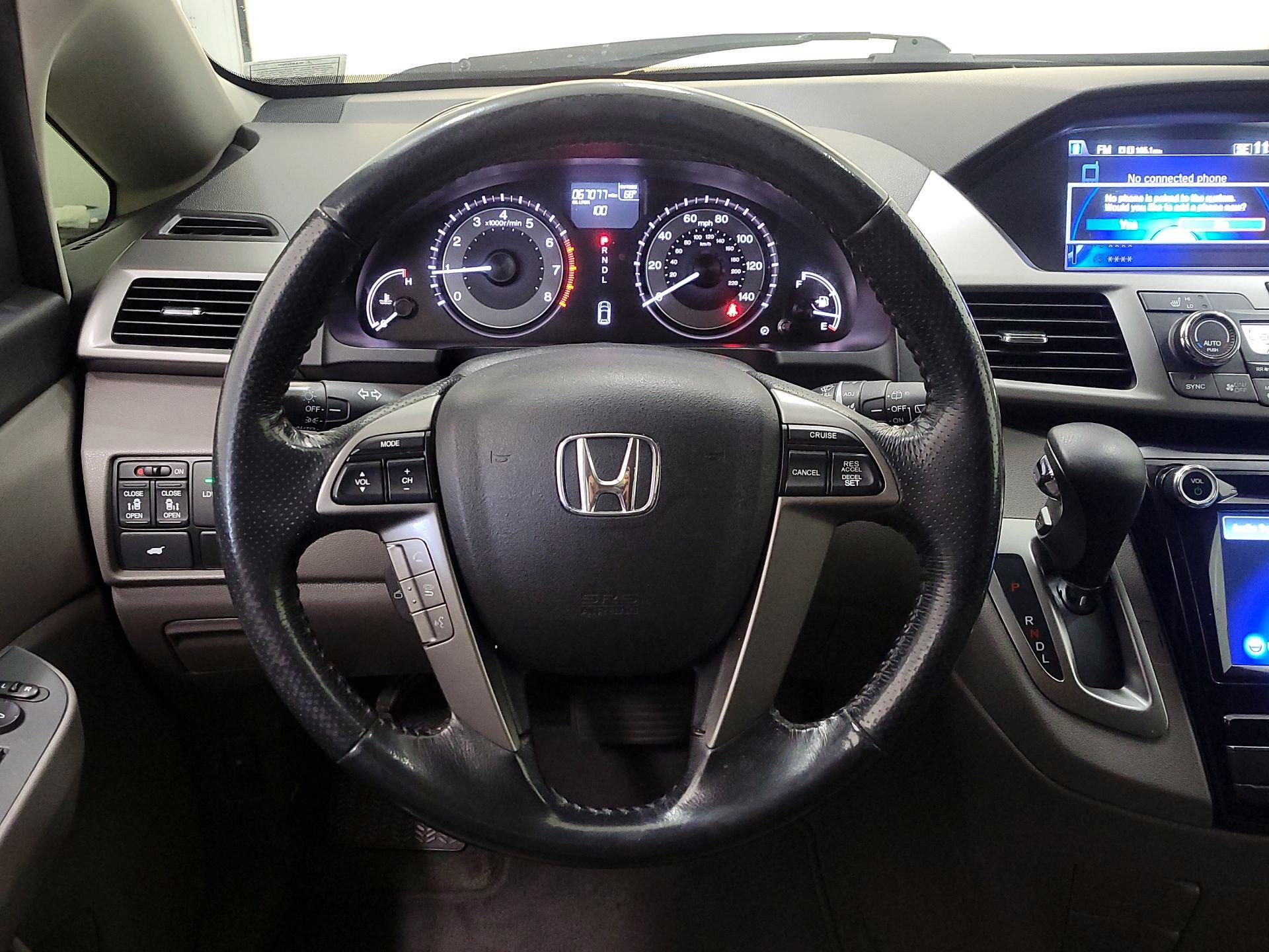 Thumbnail: 2016 Honda Odyssey - 10