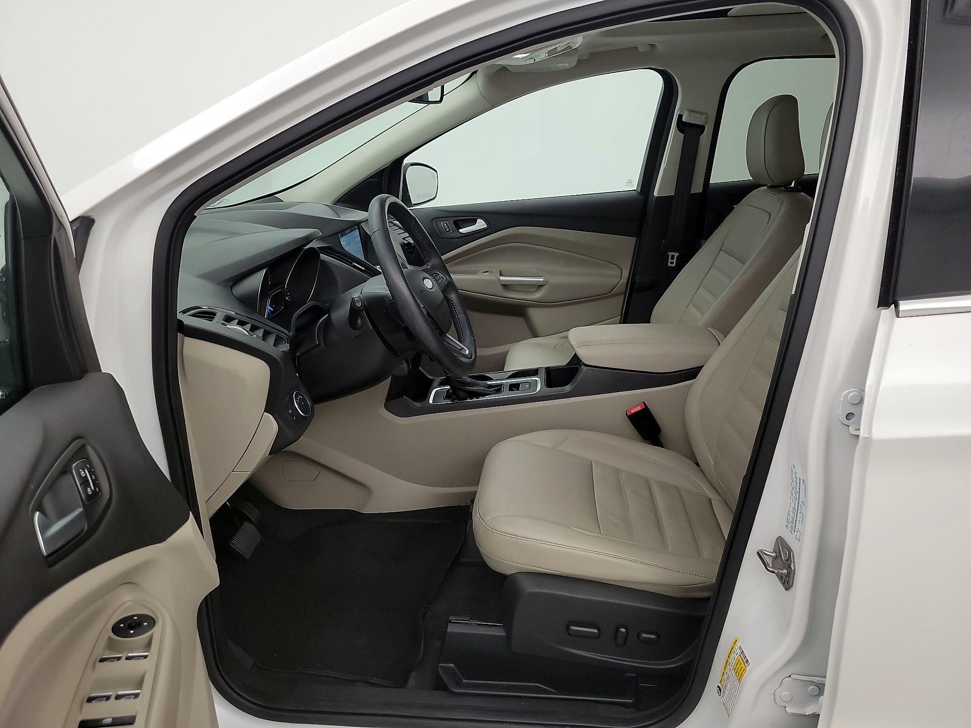 Thumbnail: 2019 Ford Escape - 11