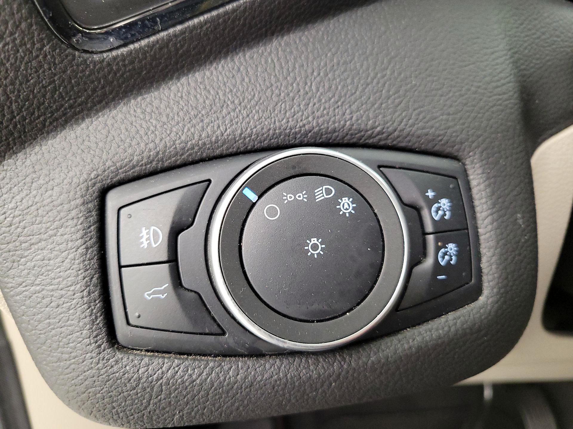 Thumbnail: 2019 Ford Escape - 13