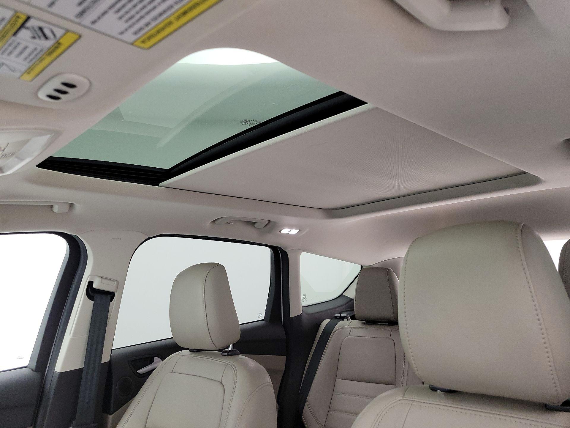 Thumbnail: 2019 Ford Escape - 19