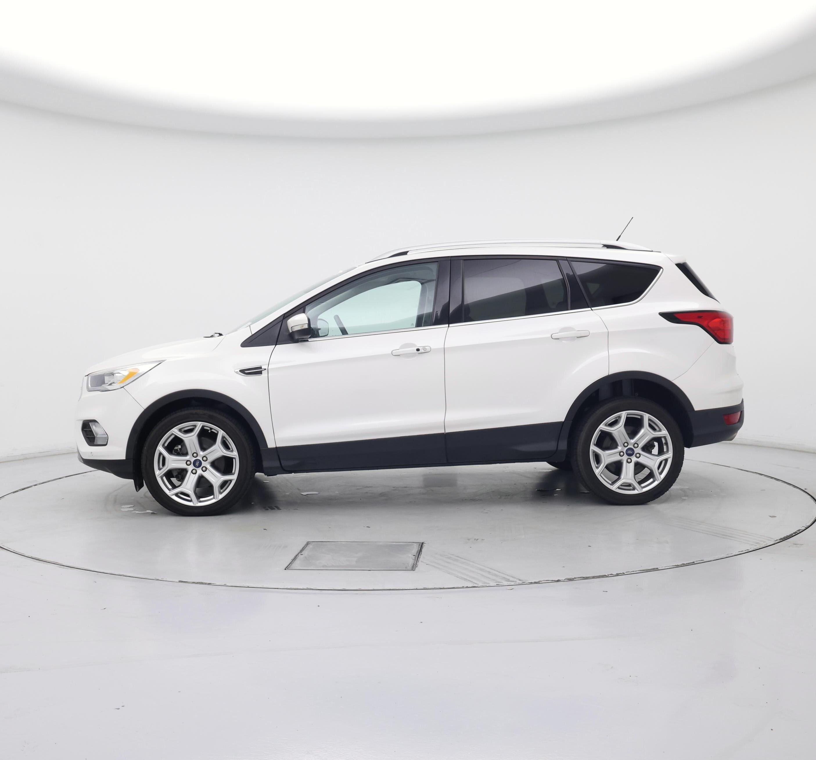Thumbnail: 2019 Ford Escape - 3