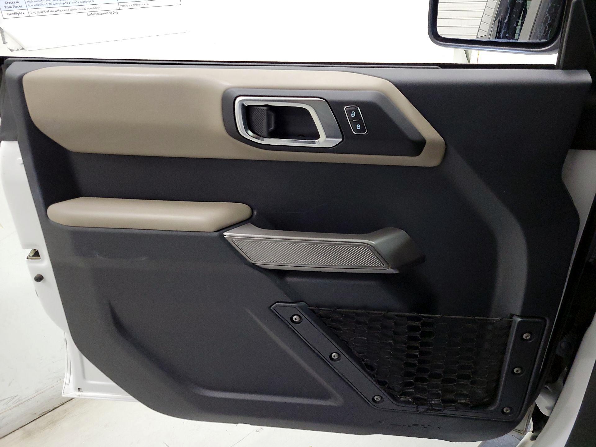 Thumbnail: 2022 Ford Bronco - 12