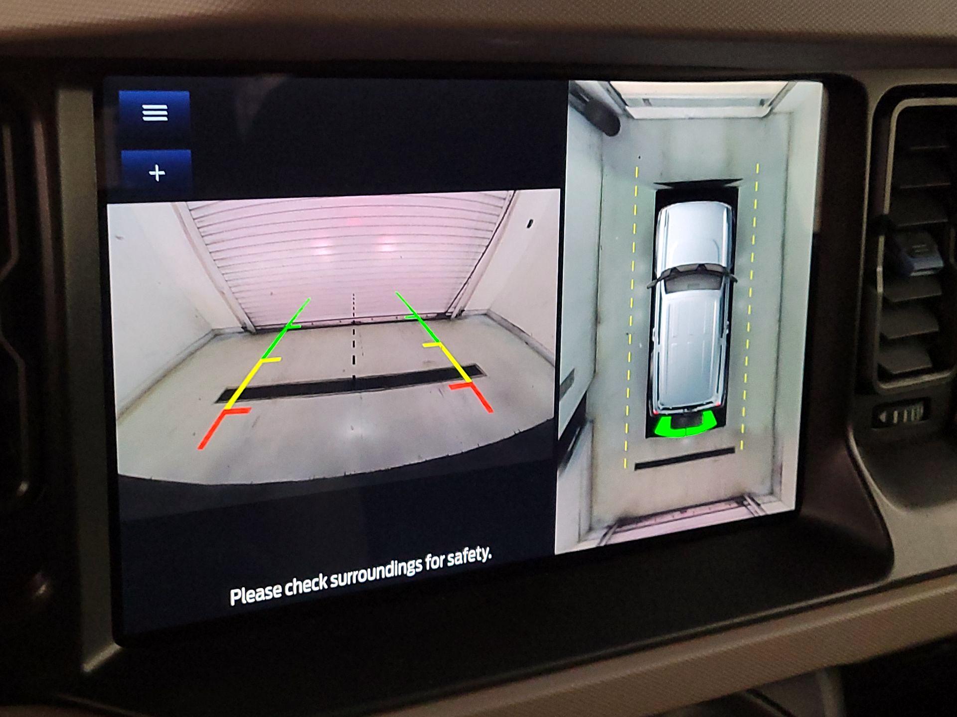 Thumbnail: 2022 Ford Bronco - 15