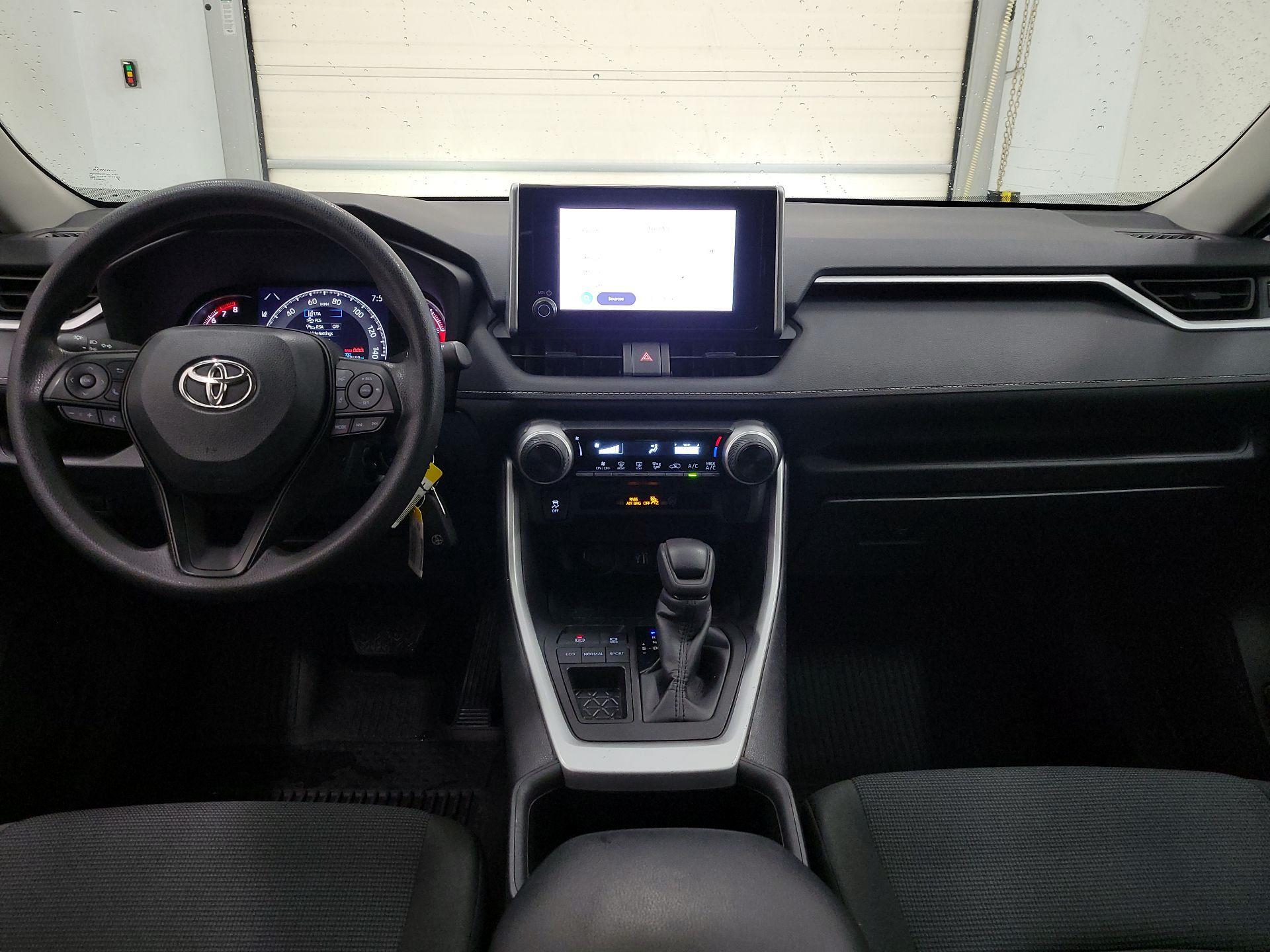 Thumbnail: 2023 Toyota RAV4 - 9